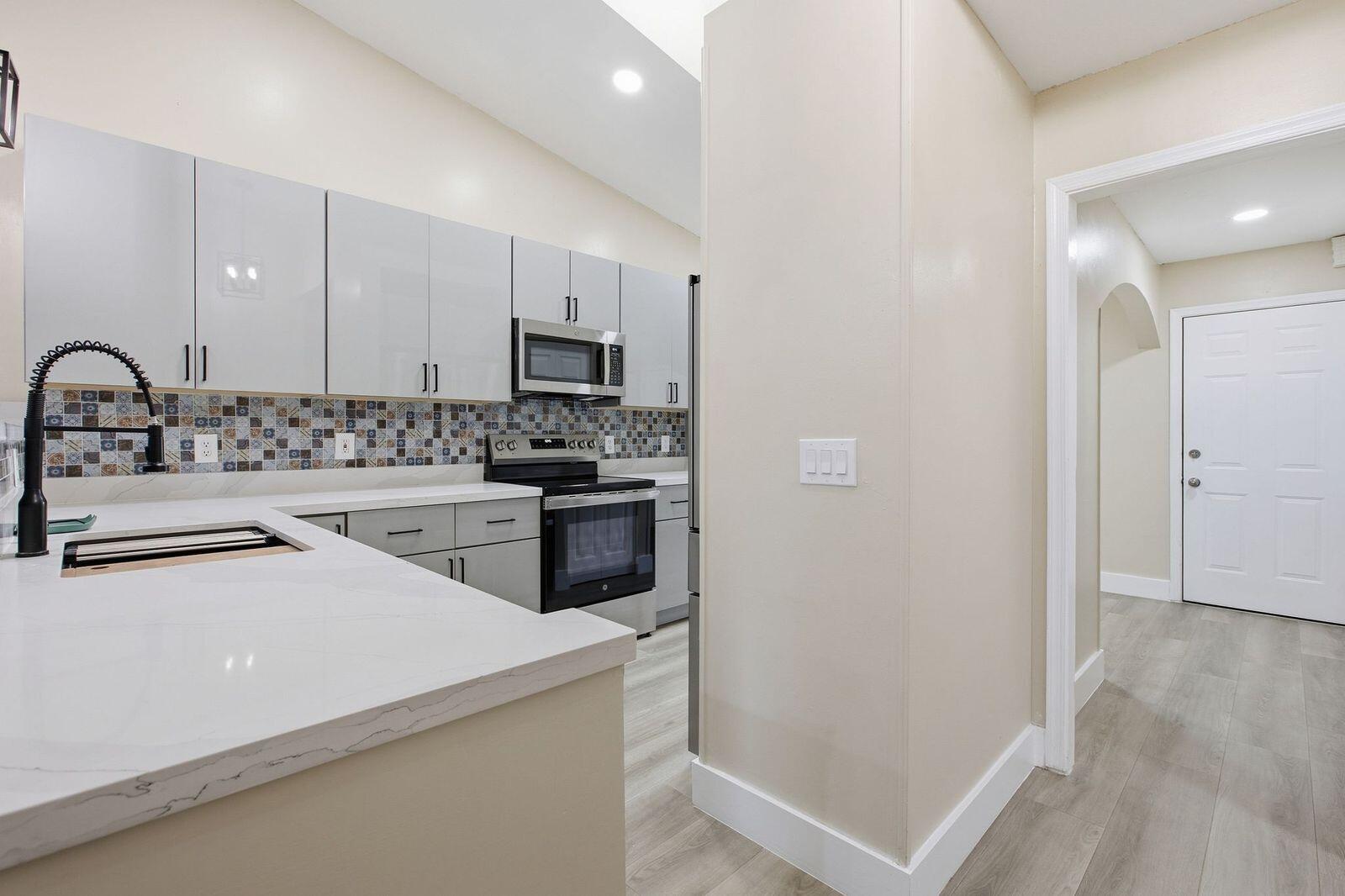 94 Sausalito Circle Property Photo 10