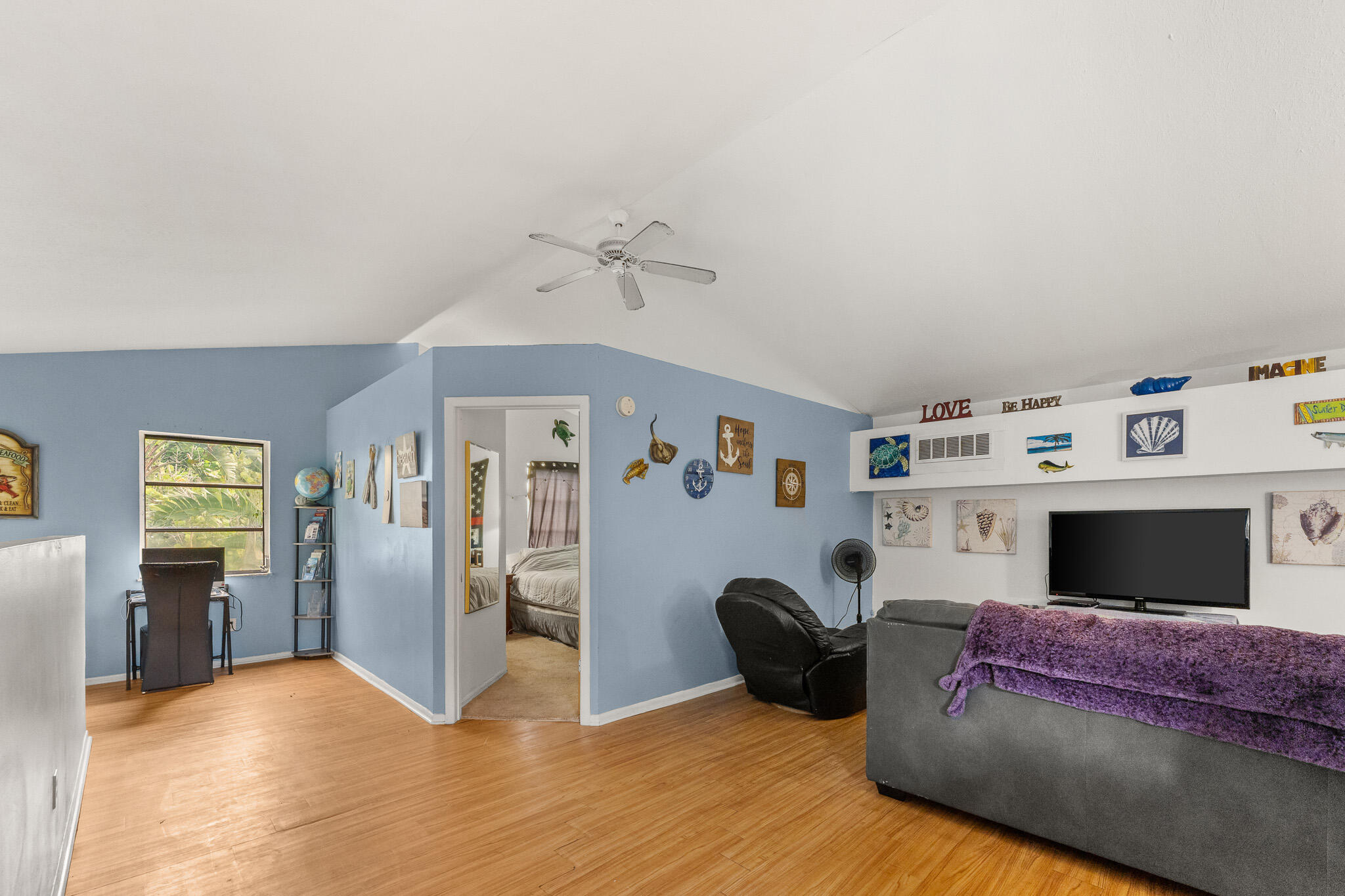 1271 Ne Sunrise Terrace Property Photo 12