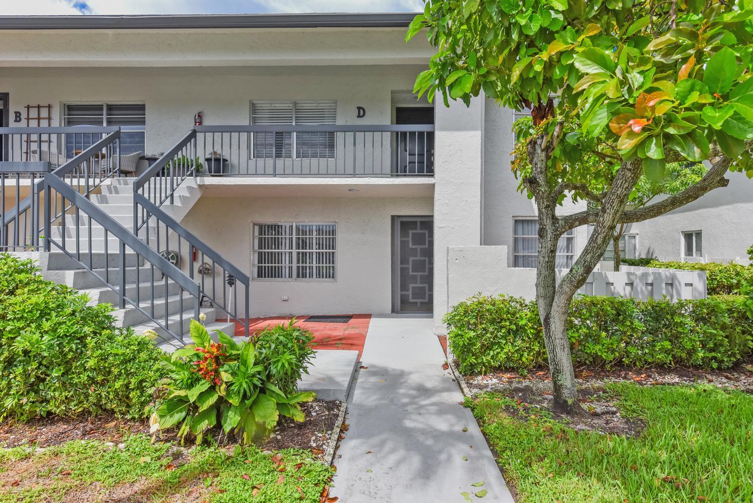 5759 Phoenix Palm Court C Property Photo 1