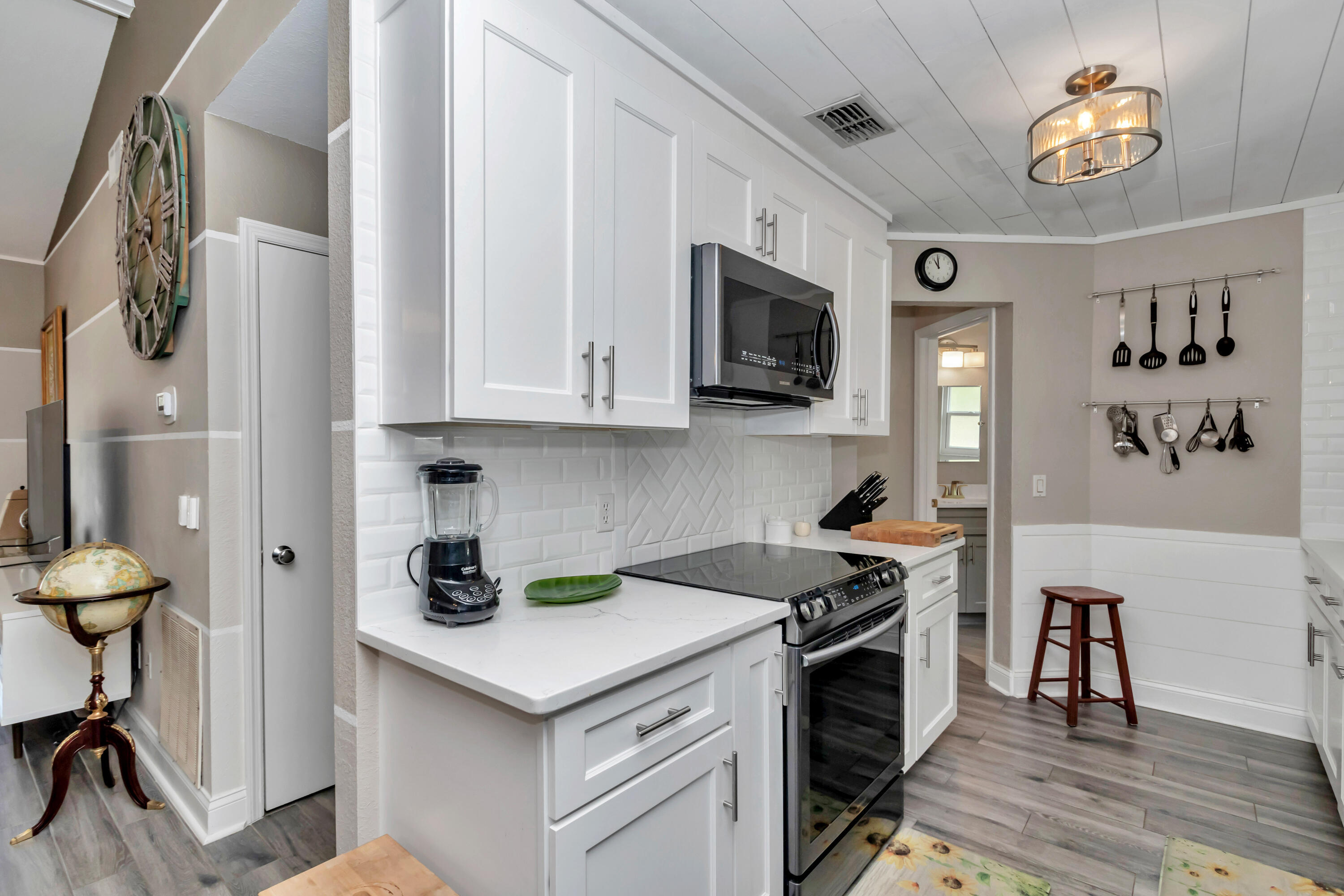 814 Oak Road Property Photo 16