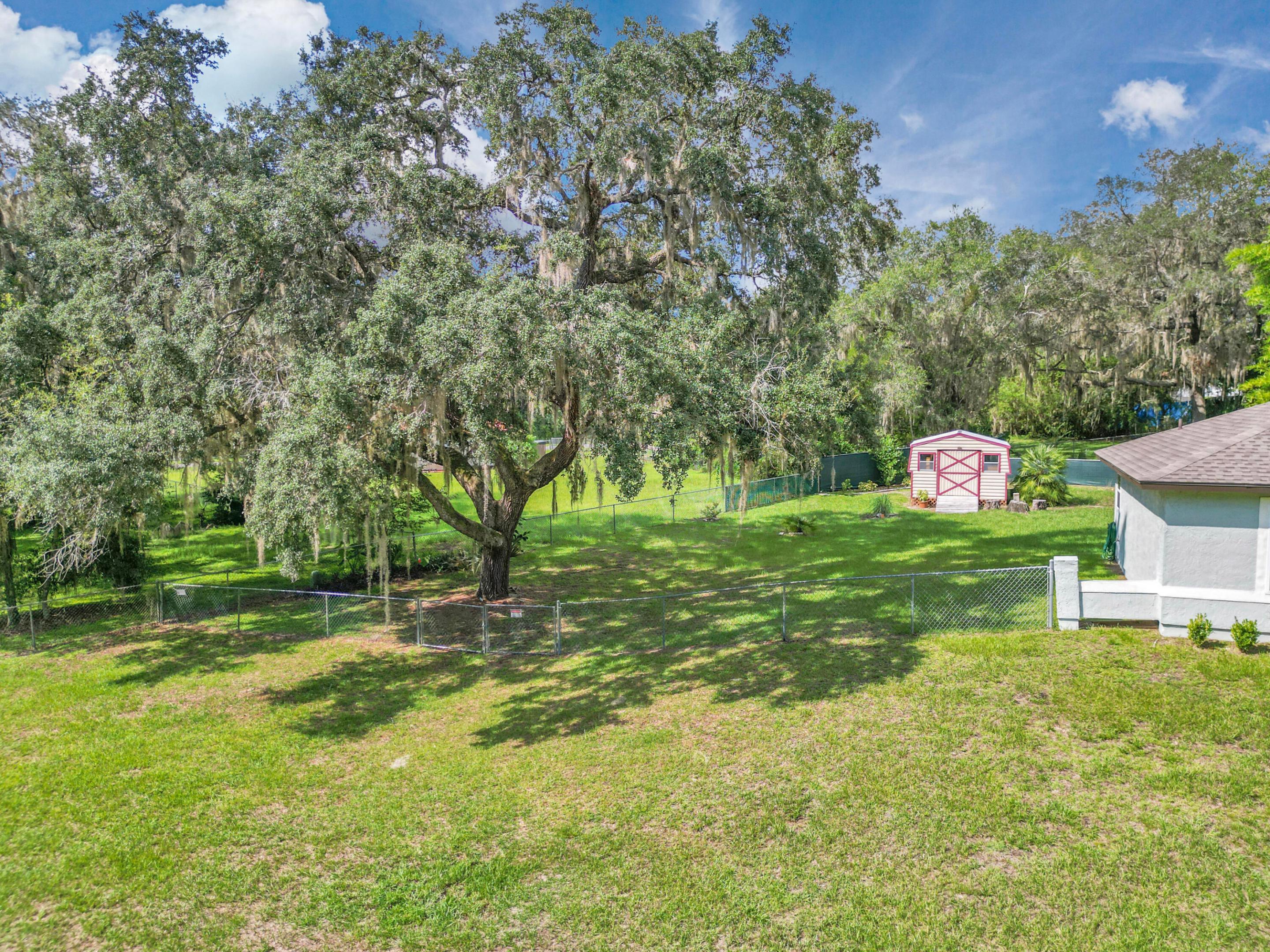 814 Oak Road Property Photo 39