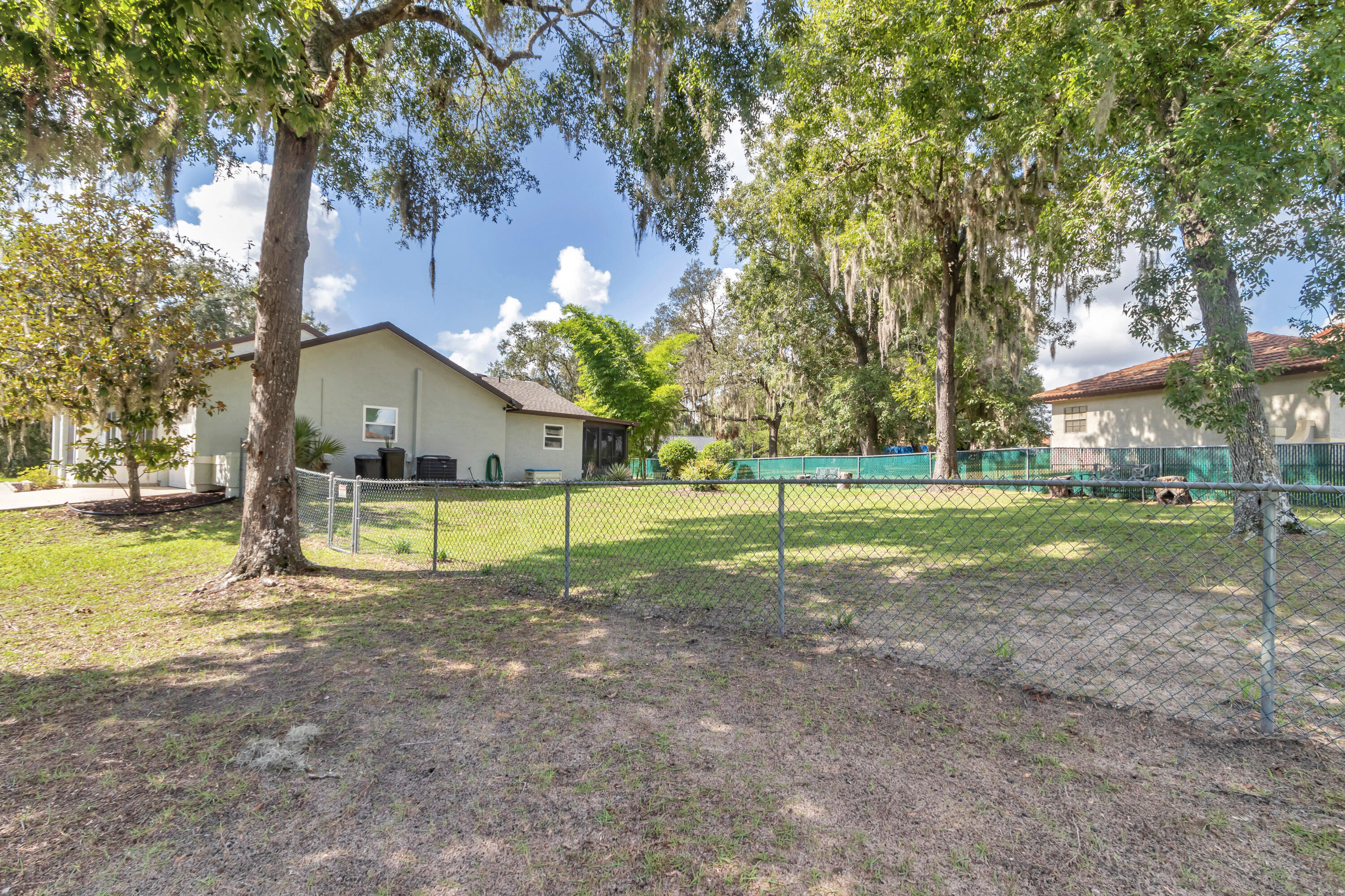 814 Oak Road Property Photo 42