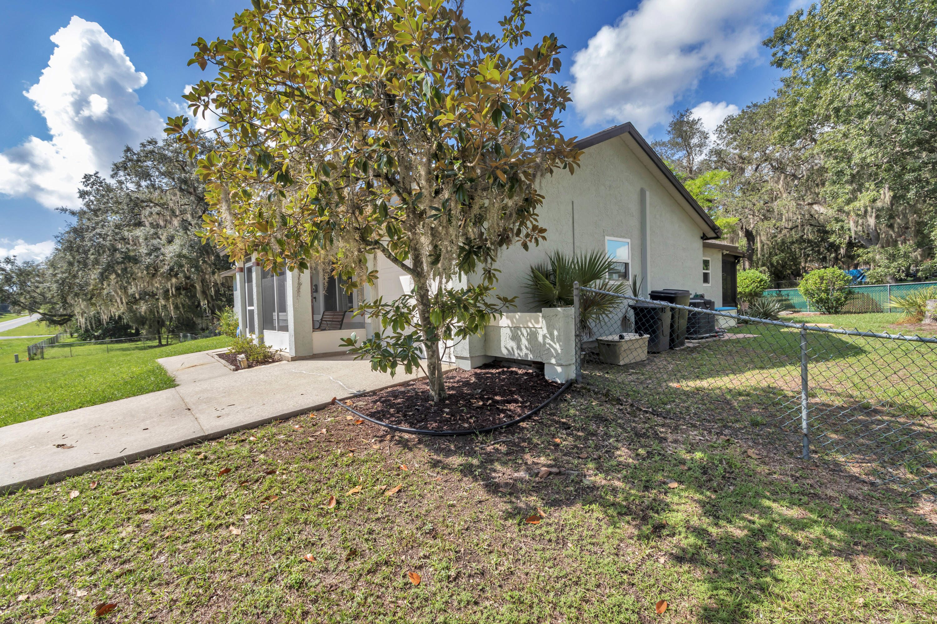 814 Oak Road Property Photo 44