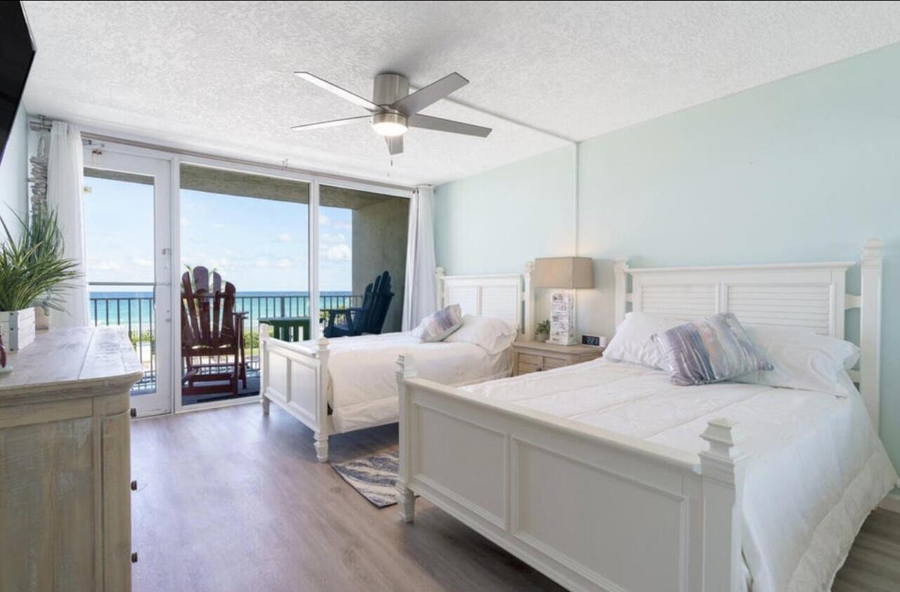 9800 S Ocean Drive 205 Property Photo 2