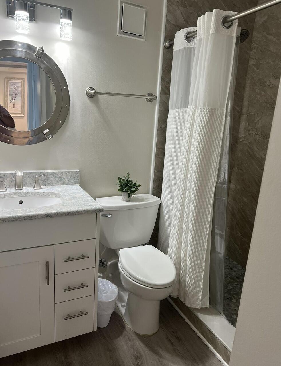 9800 S Ocean Drive 205 Property Photo 4