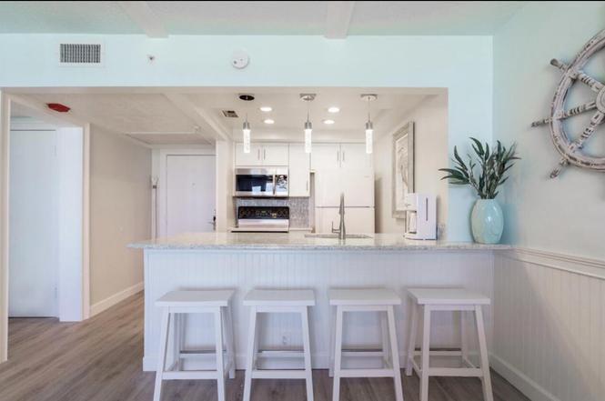 9800 S Ocean Drive 205 Property Photo 6