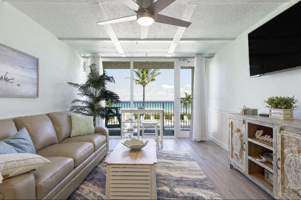 9800 S Ocean Drive 205 Property Photo 9