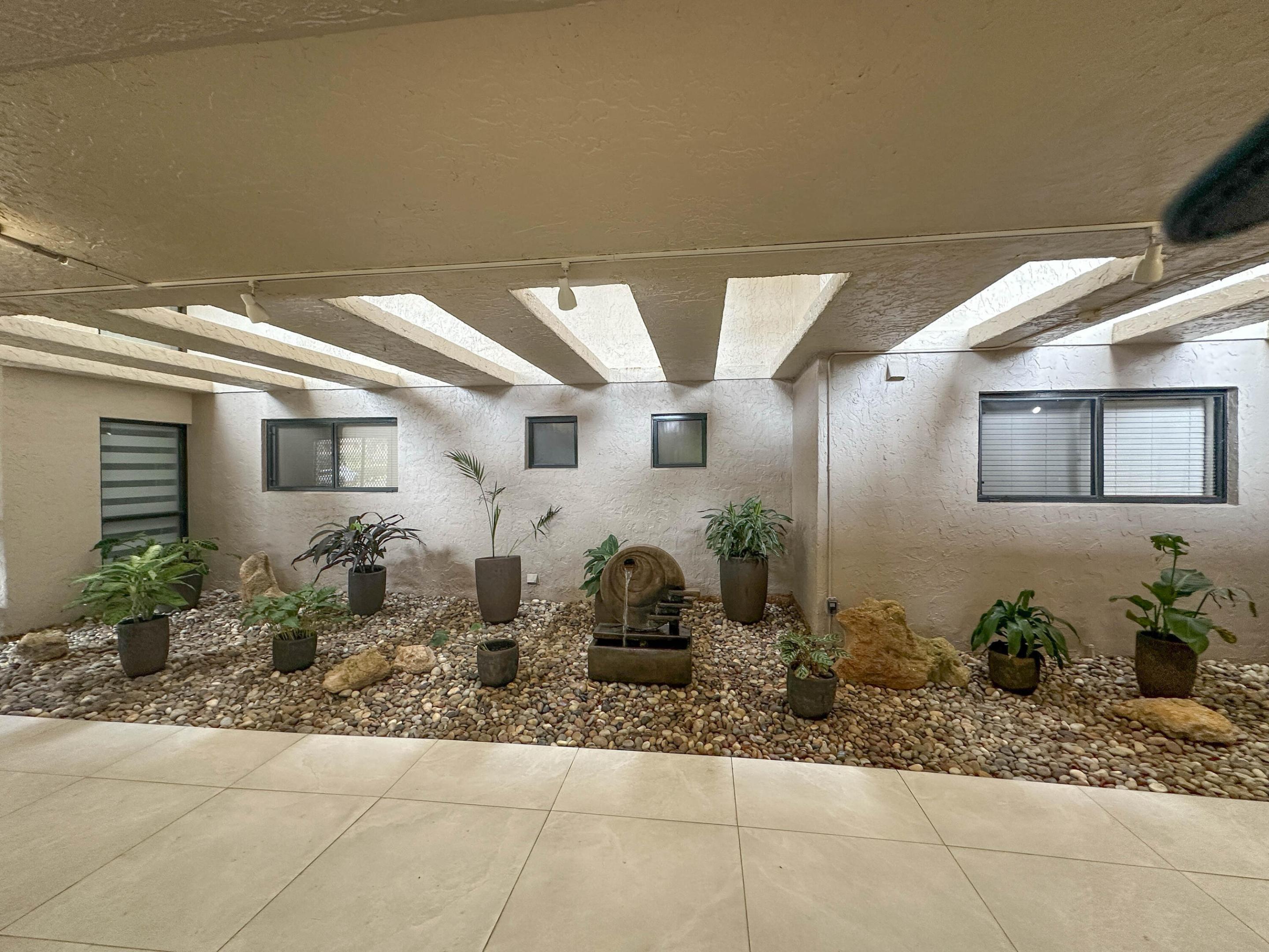 5301 Fountains Drive S 501 Property Photo 4