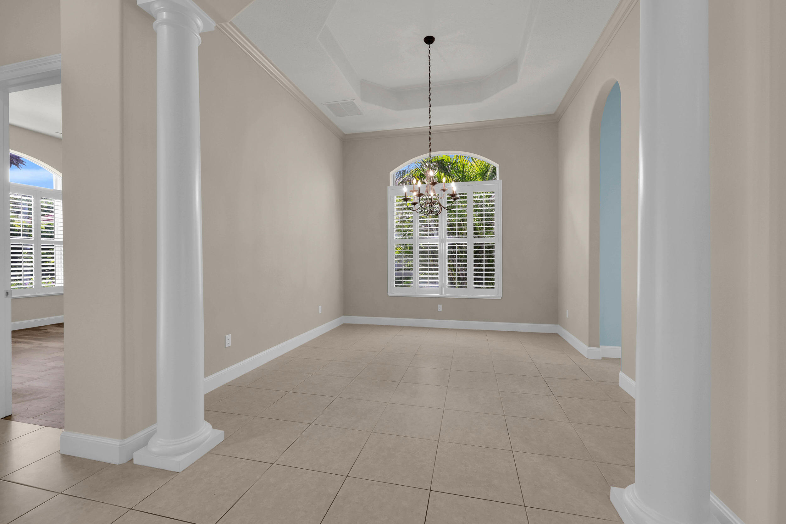 1417 W Island Club Square Property Photo 12