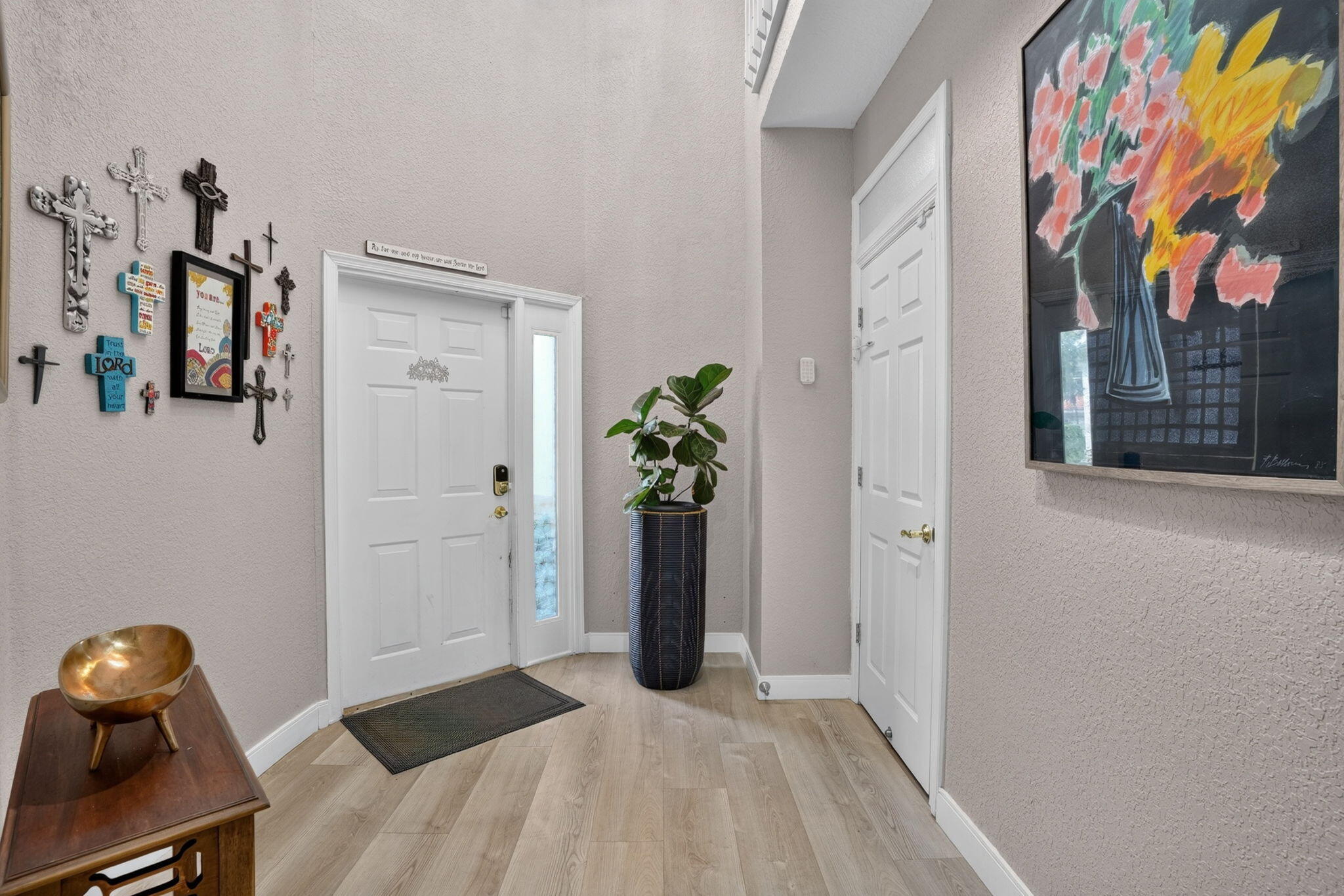 457 W Palm Aire Drive Property Photo 14
