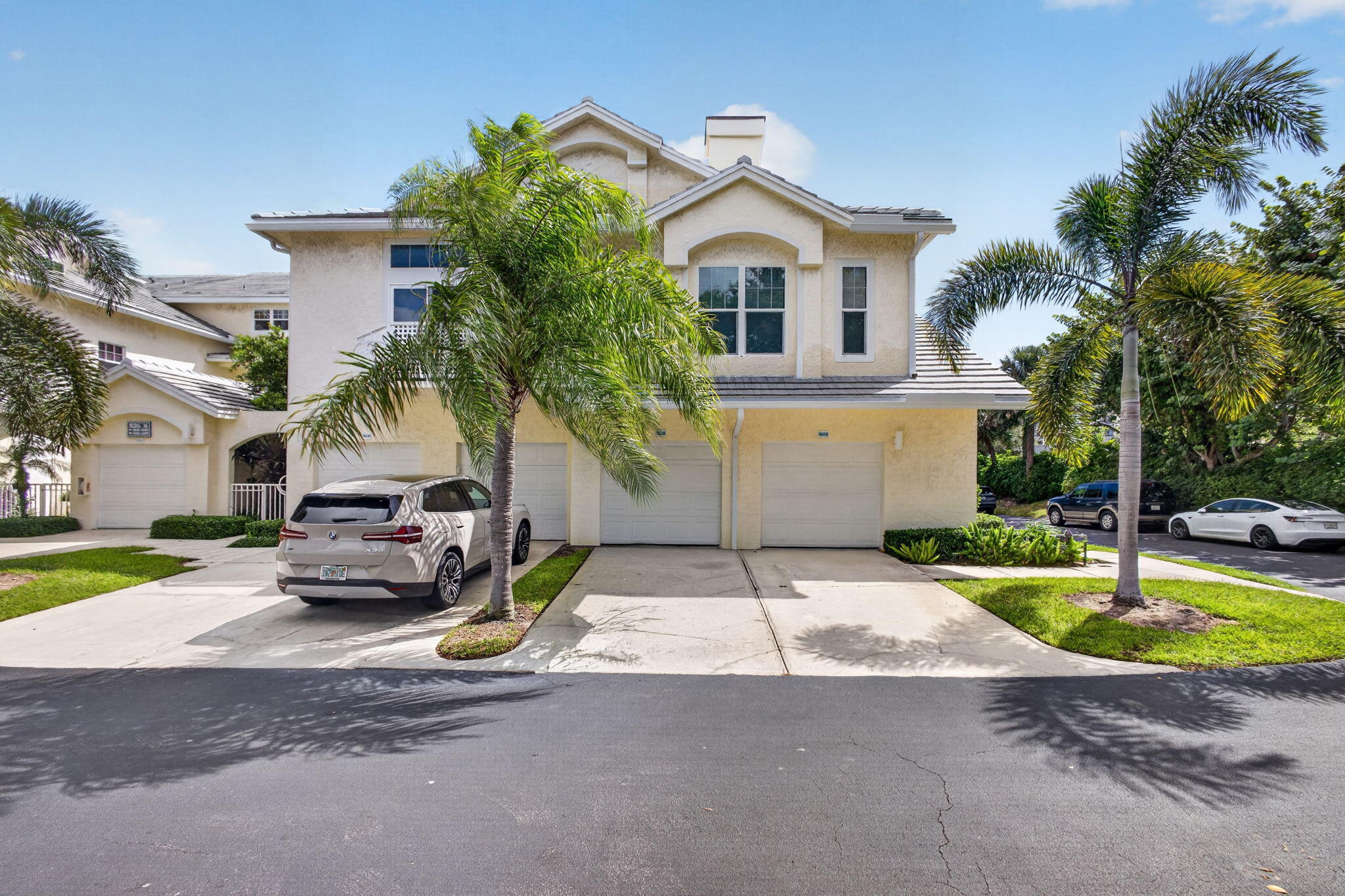 1608 Mizzenmast Way Property Photo 2