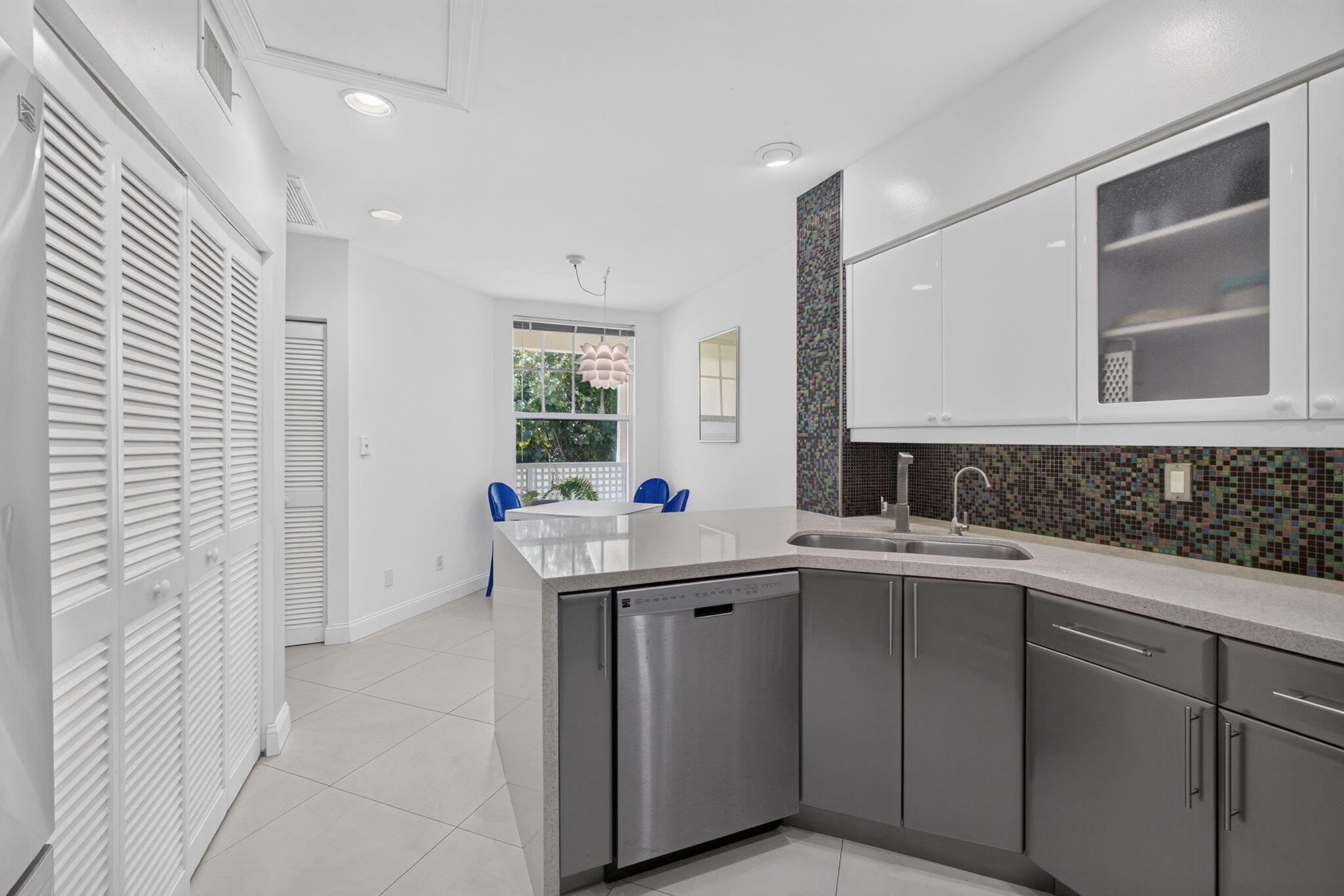 1608 Mizzenmast Way Property Photo 10