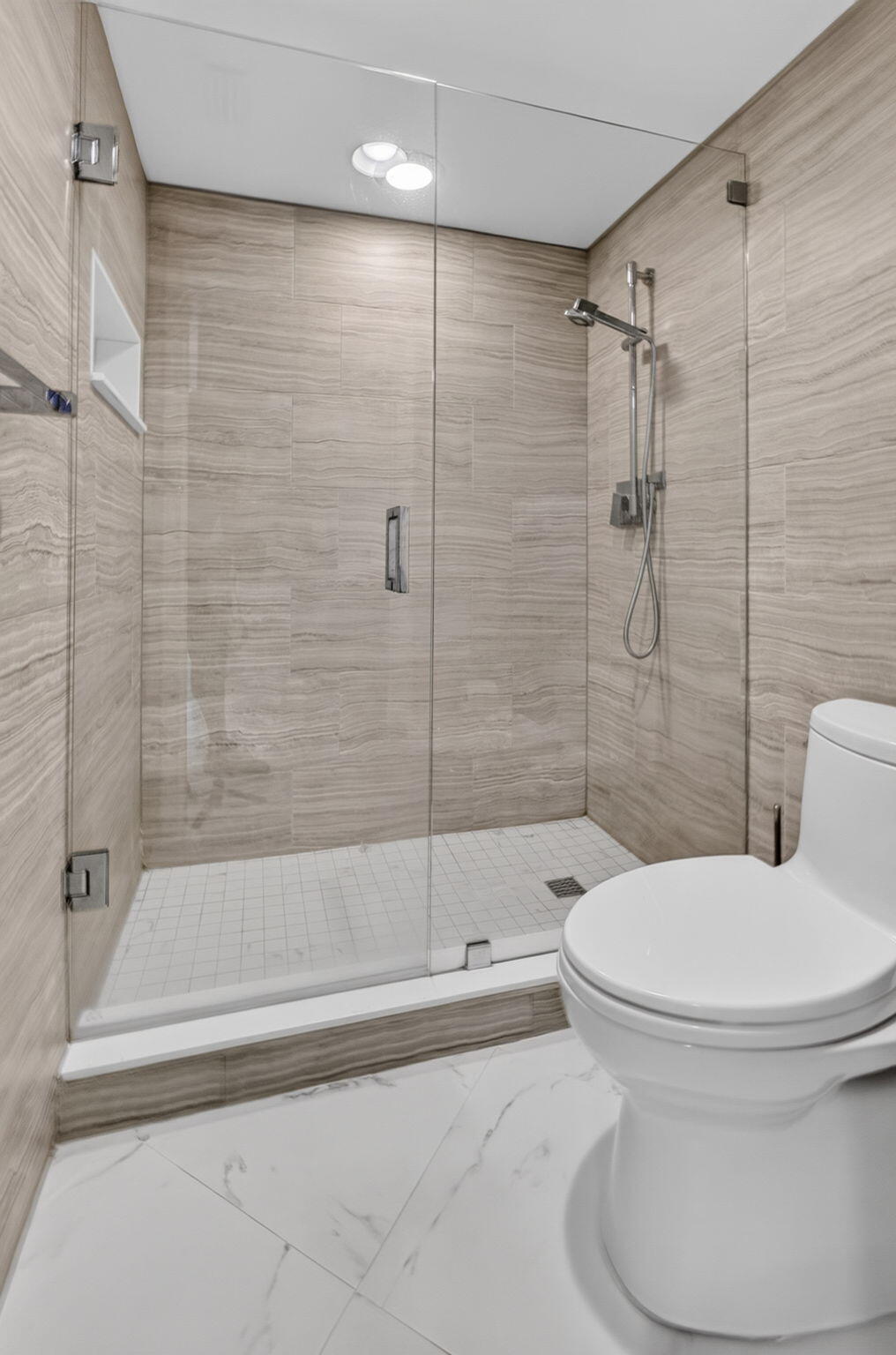 1608 Mizzenmast Way Property Photo 27