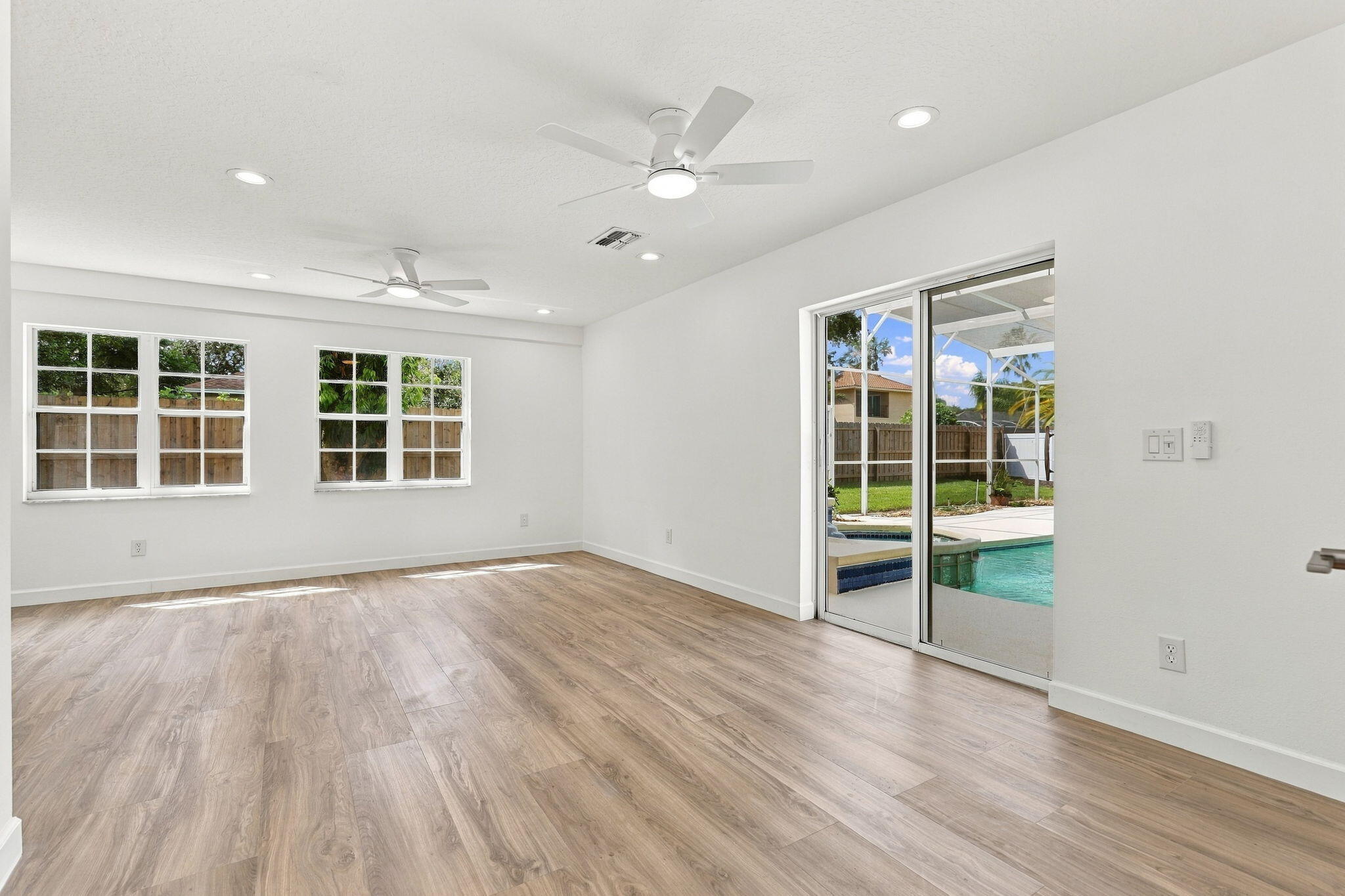 10134 Brandon Circle Property Photo 32