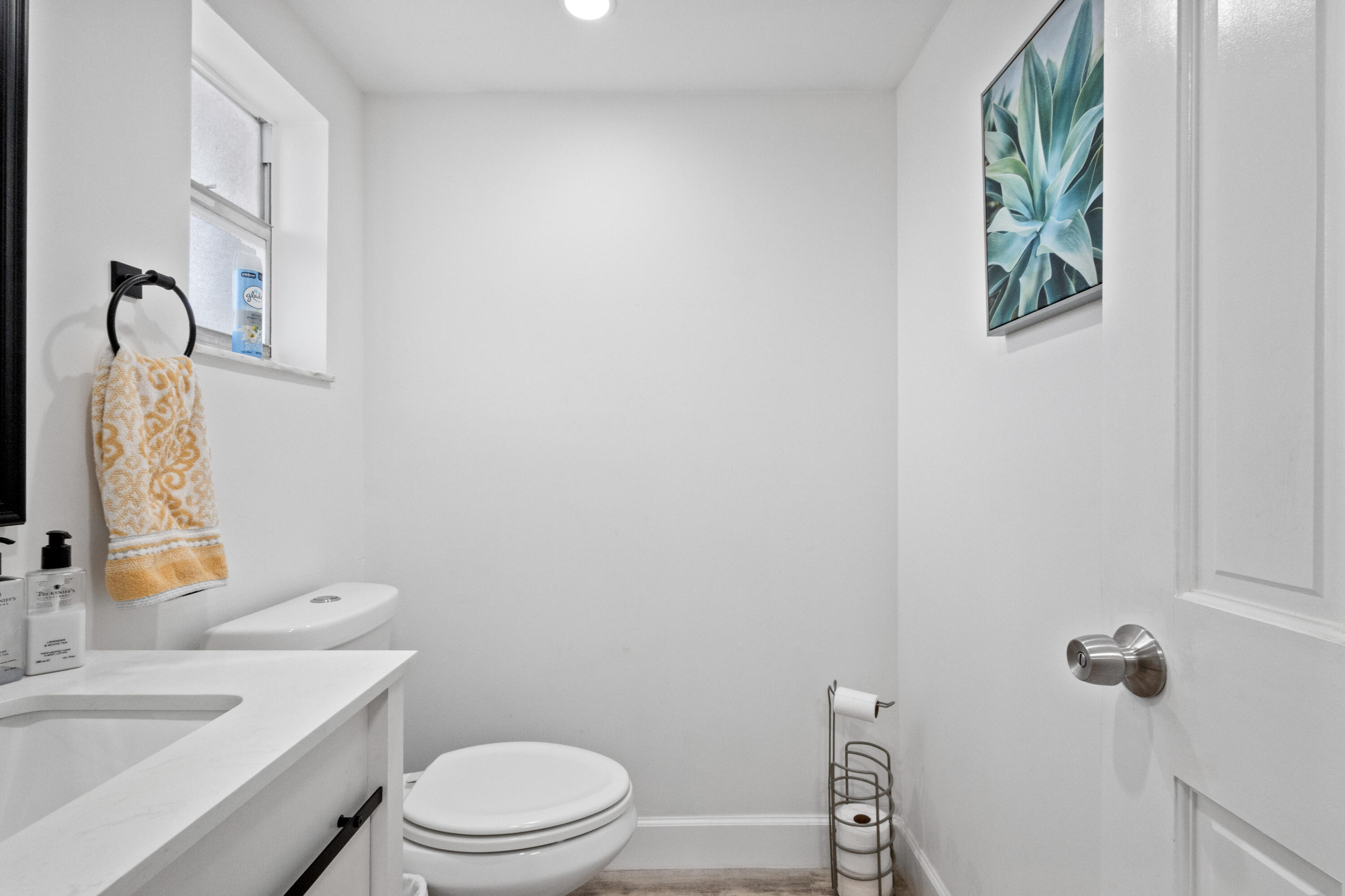 9350 Sunrise Lakes Boulevard 205 Property Photo 8