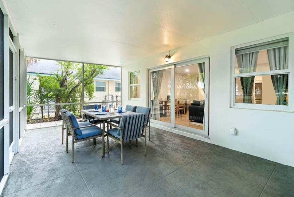 1218 Surf Road Property Photo 26
