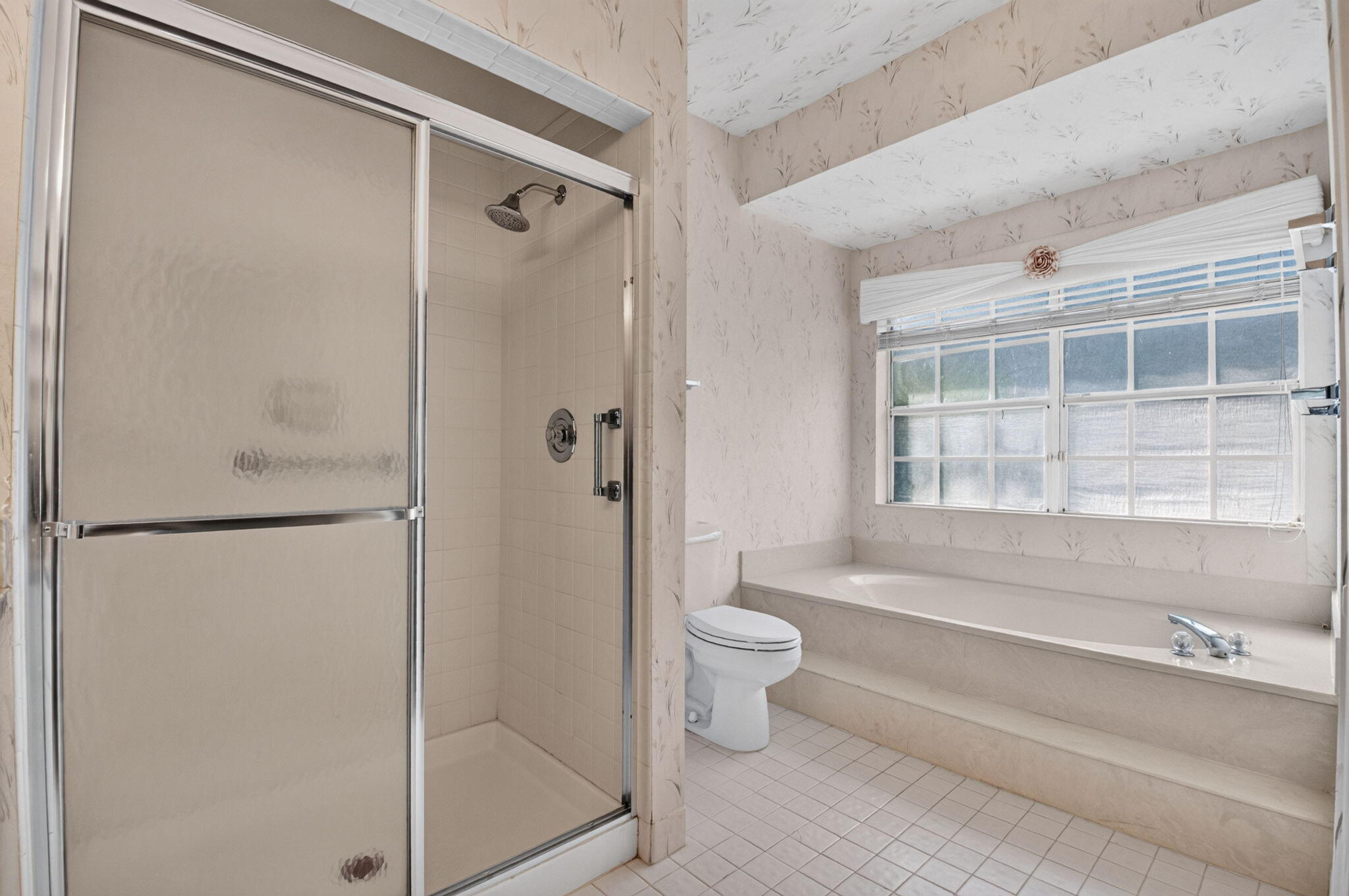 11611 Briarwood Circle 3 Property Photo 21