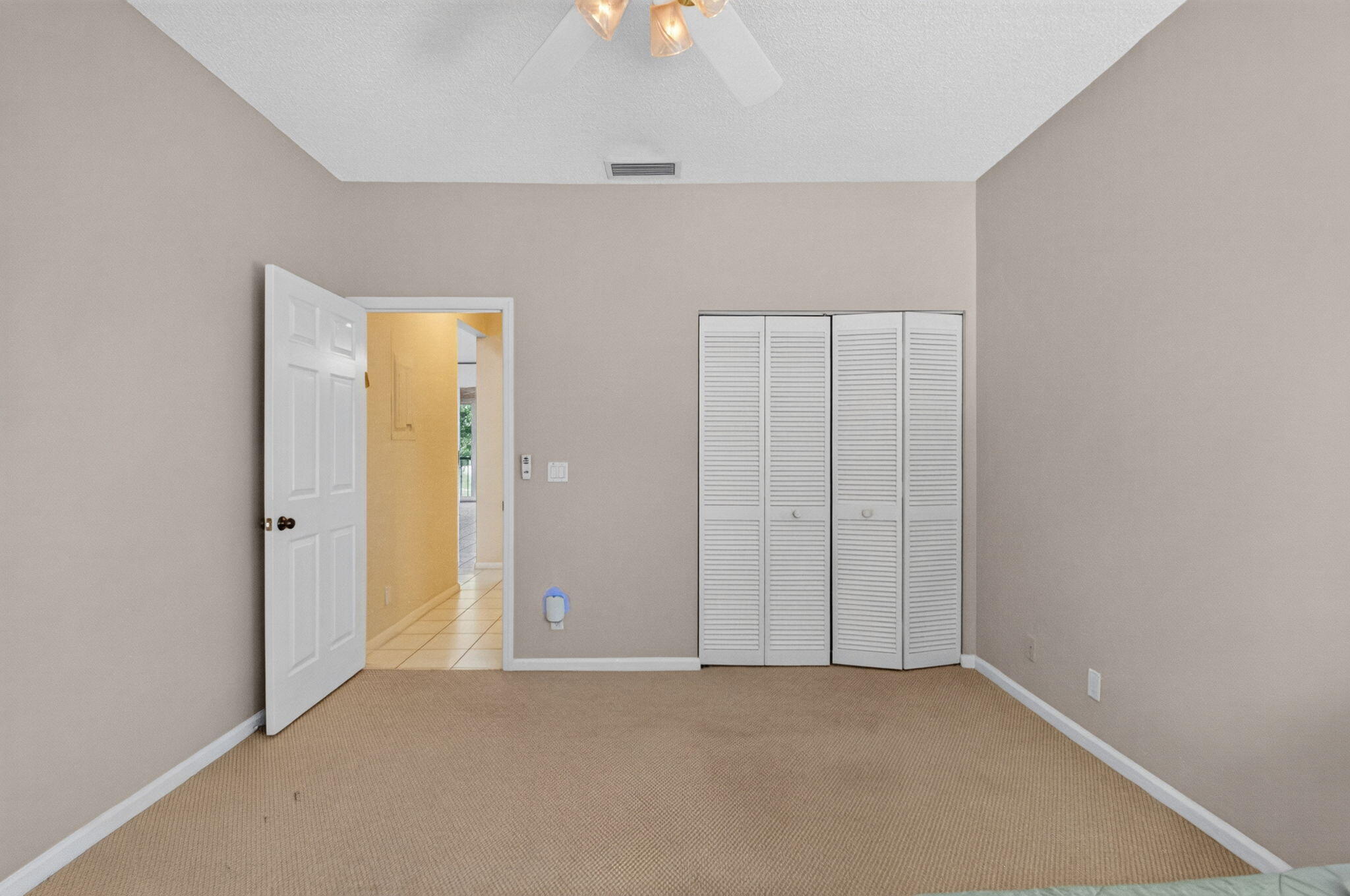 11611 Briarwood Circle 3 Property Photo 24
