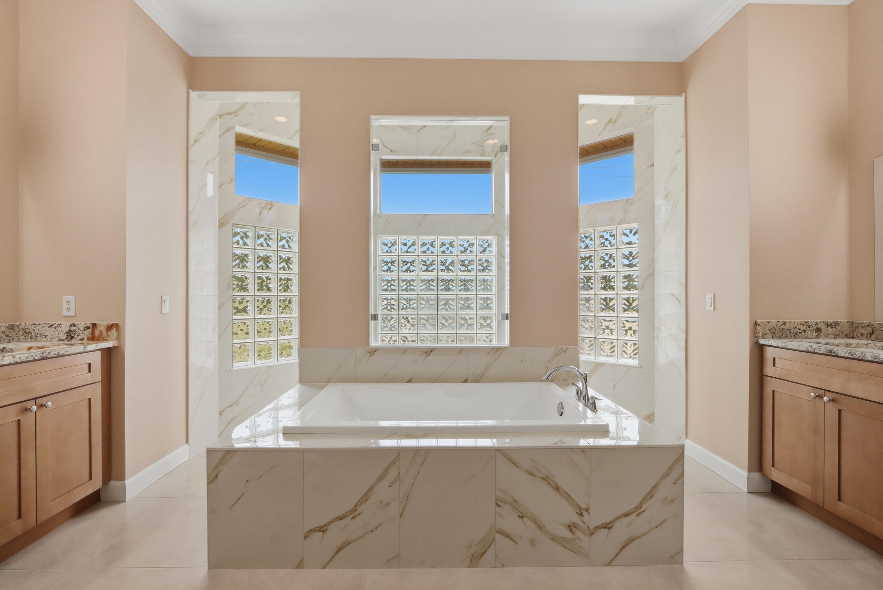 12082 Temple Boulevard Property Photo 37