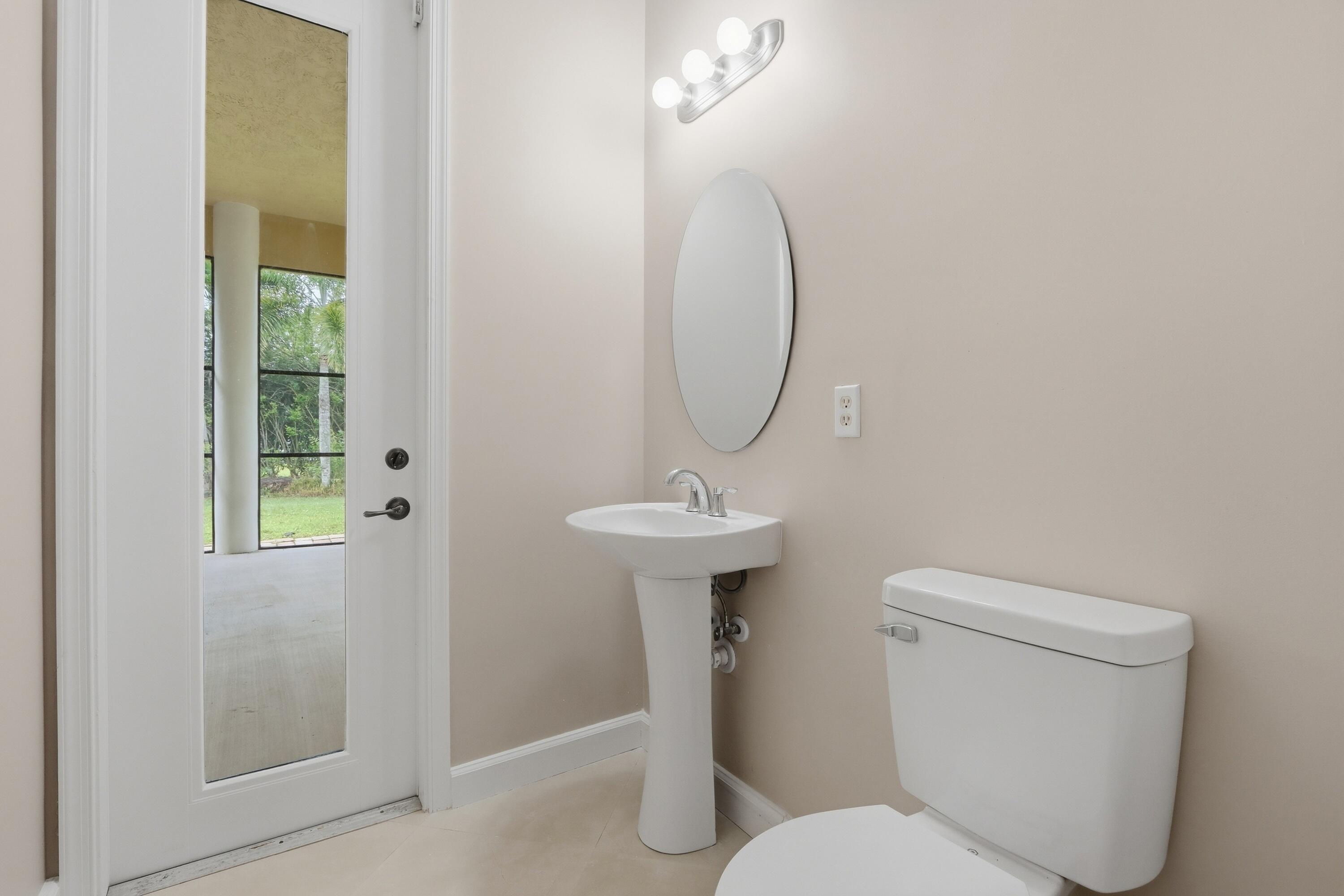 12082 Temple Boulevard Property Photo 52
