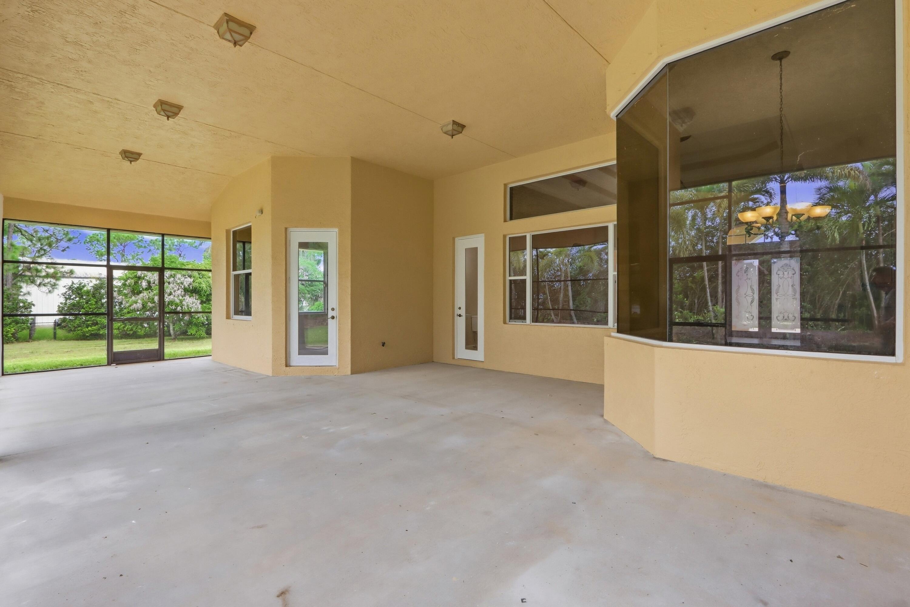 12082 Temple Boulevard Property Photo 58