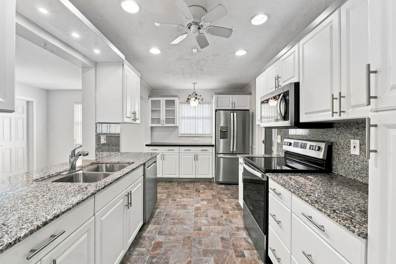 1003 Sw 17th Street Property Photo 17