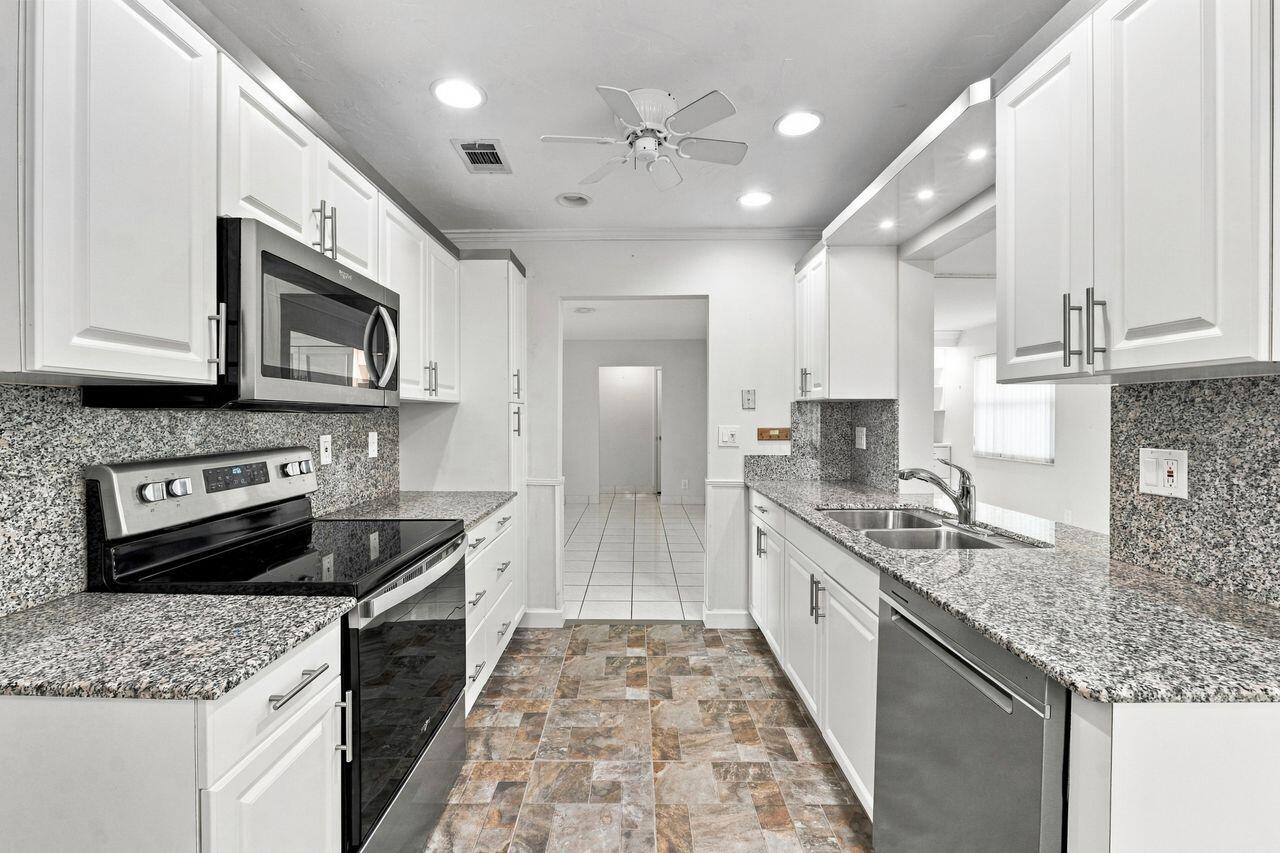 1003 Sw 17th Street Property Photo 19