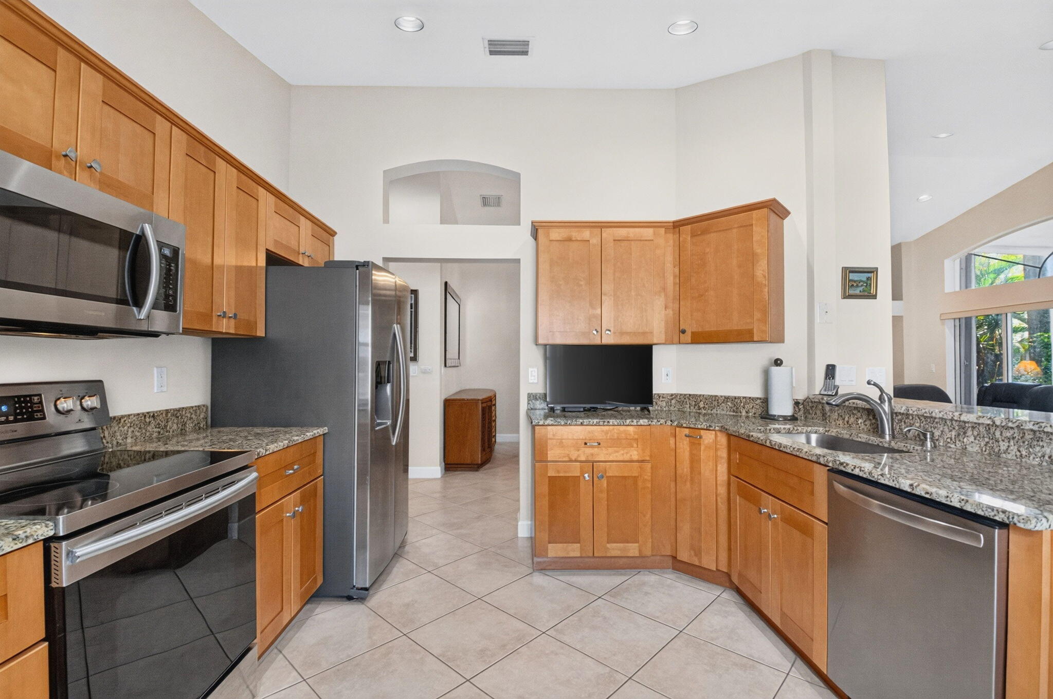 9864 Arbor View Drive S Property Photo 4