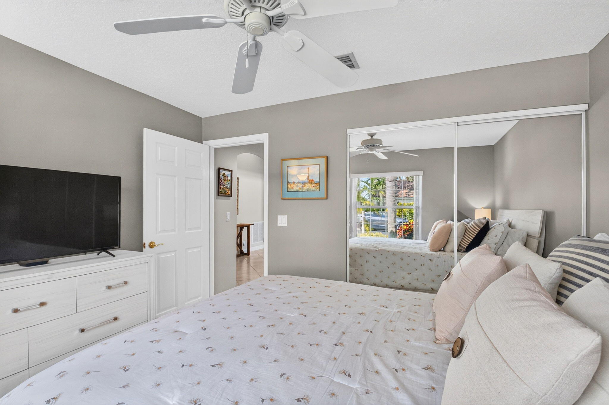9864 Arbor View Drive S Property Photo 14