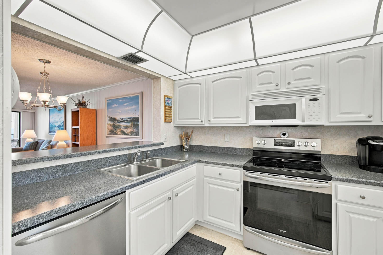 7400 S Ocean Drive E-802 Property Photo 21