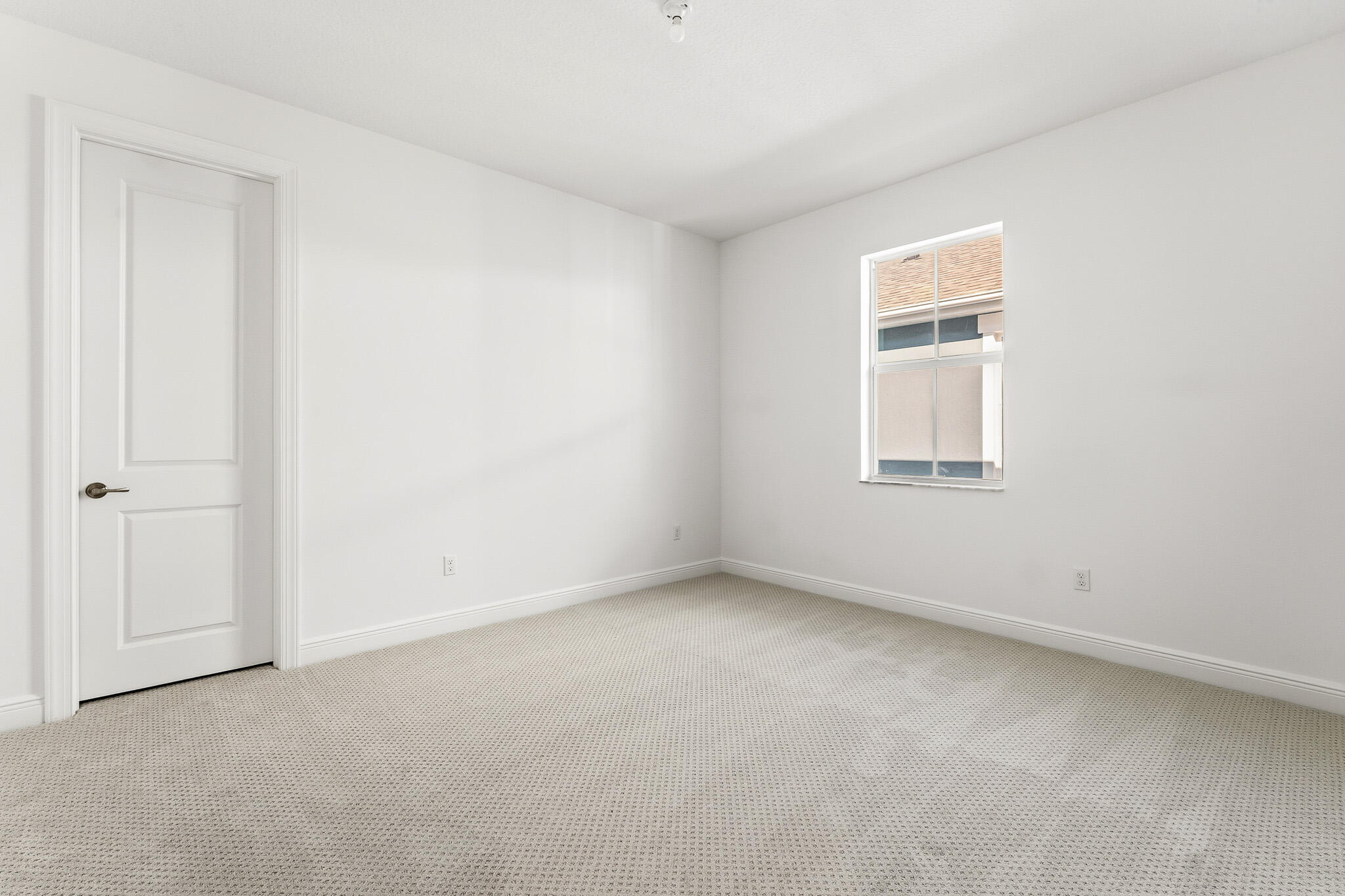 10630 Sw Pioneer Parkway Property Photo 9
