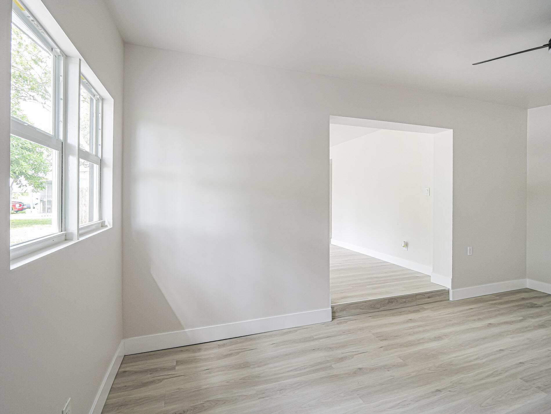 114 21st Street Sw Property Photo 7
