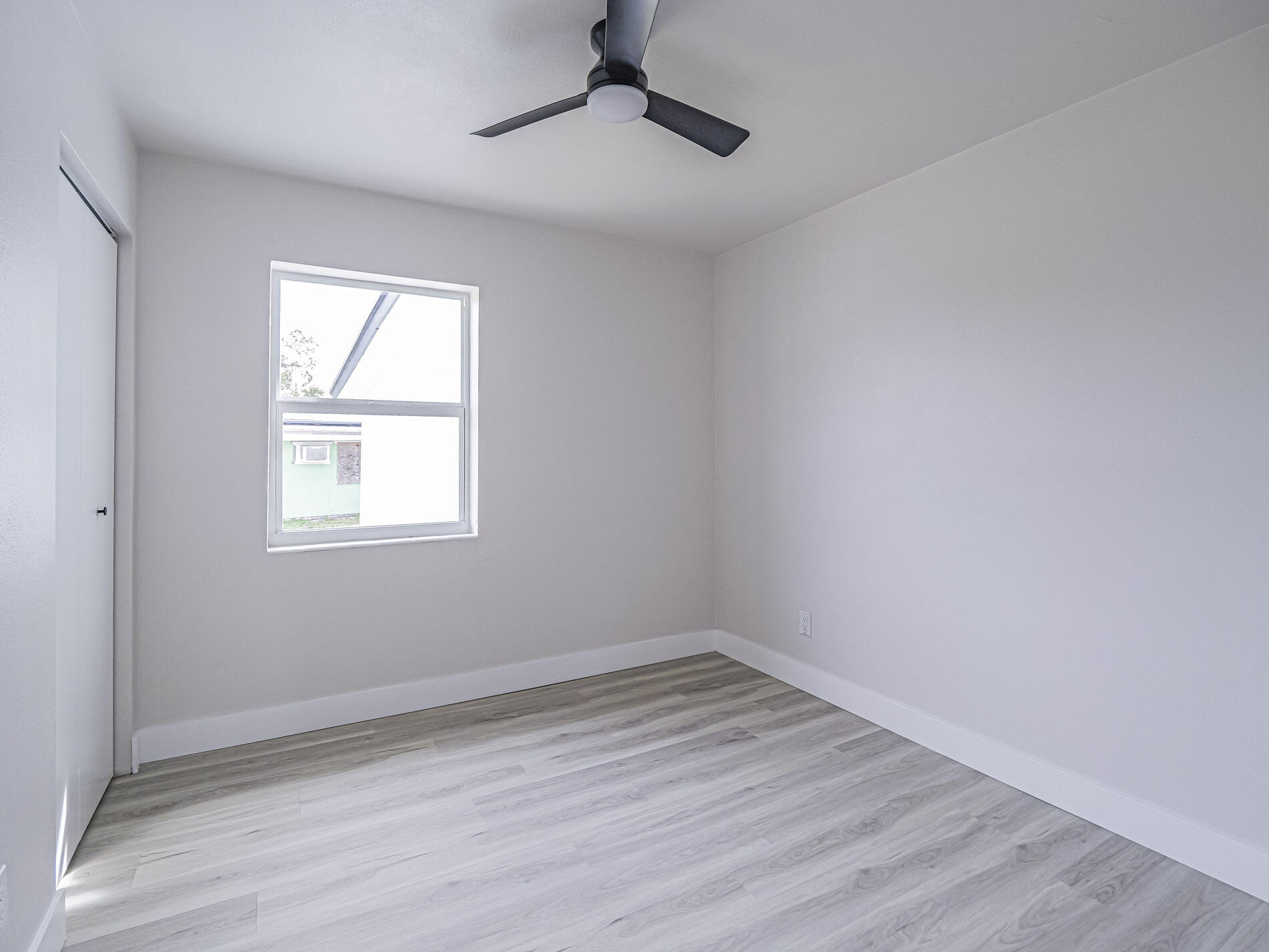 114 21st Street Sw Property Photo 24
