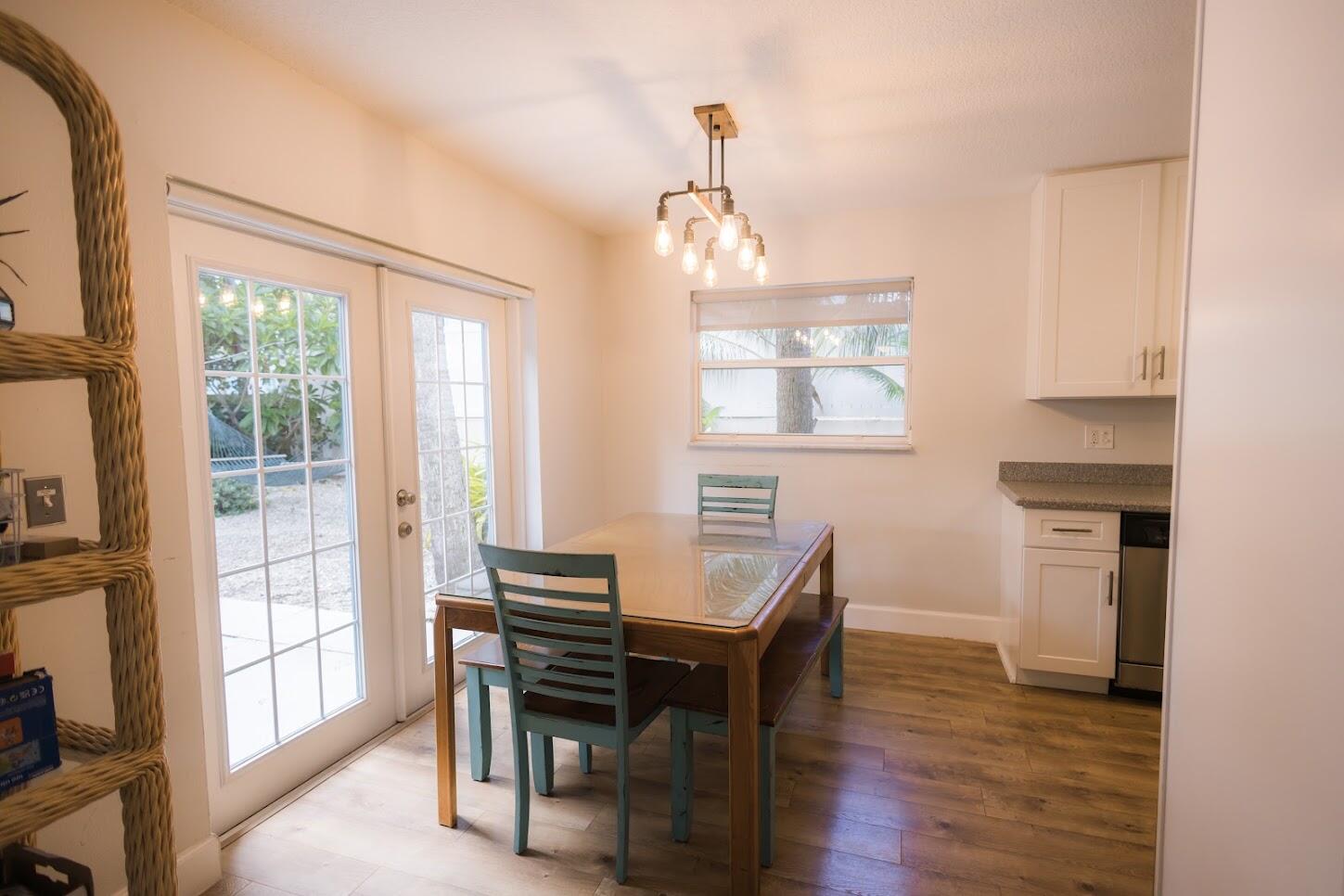 2120-2130 Ne Flamingo Terrace Property Photo 15