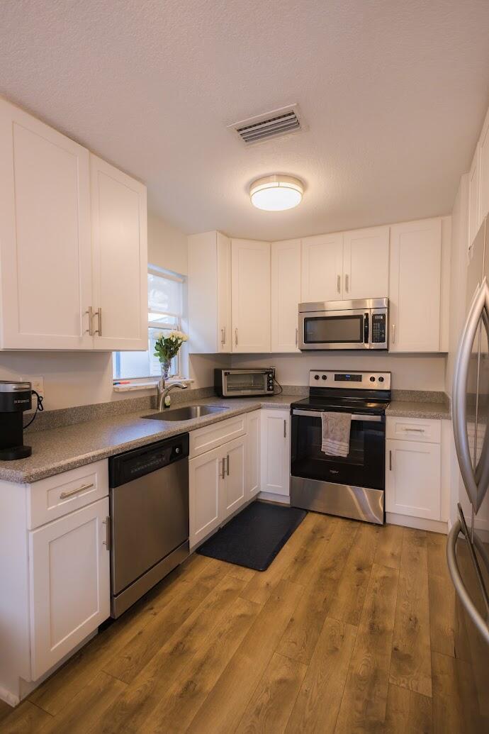 2120-2130 Ne Flamingo Terrace Property Photo 16