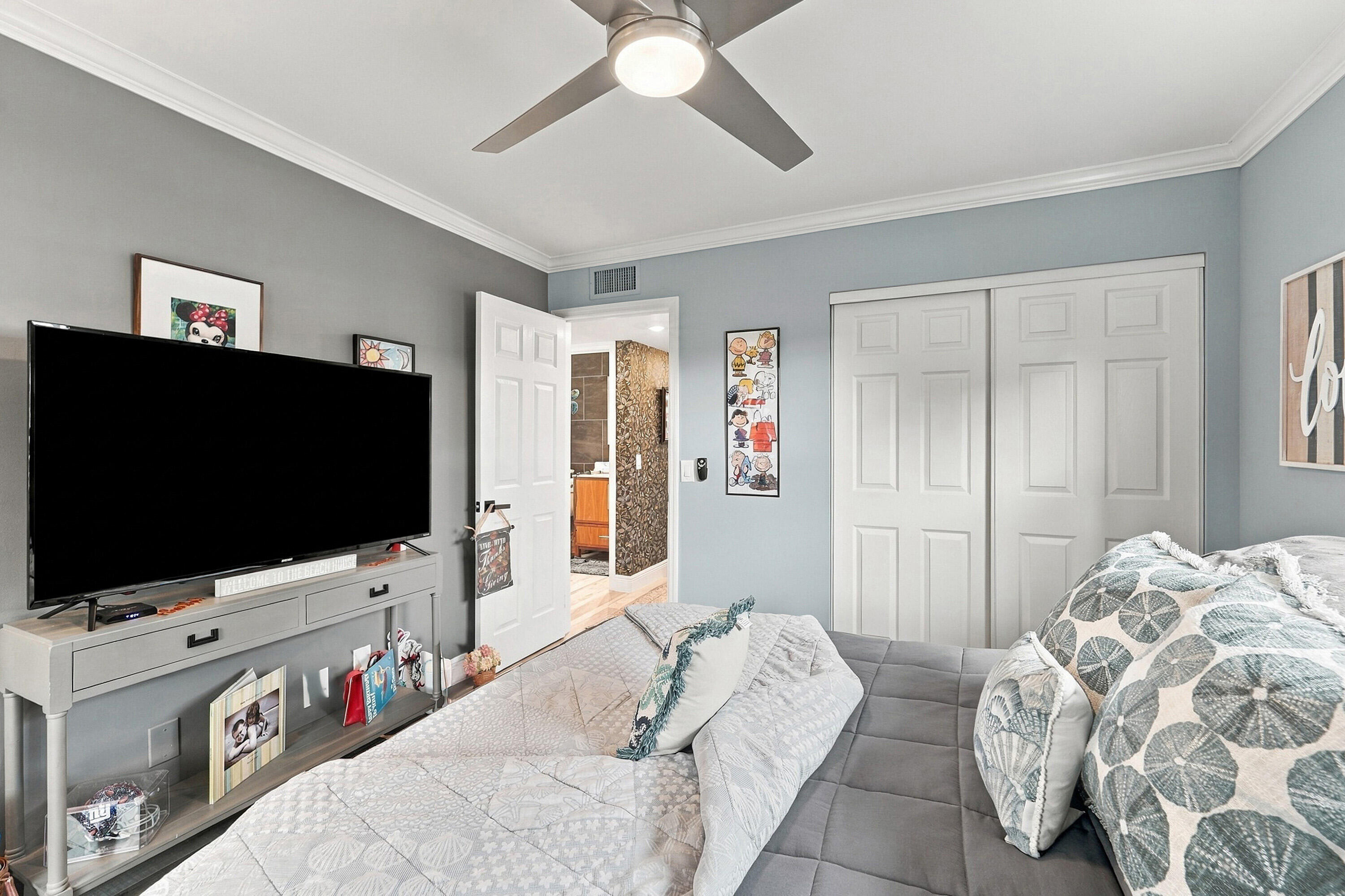653 Normandy Lane Unit N Property Photo 21