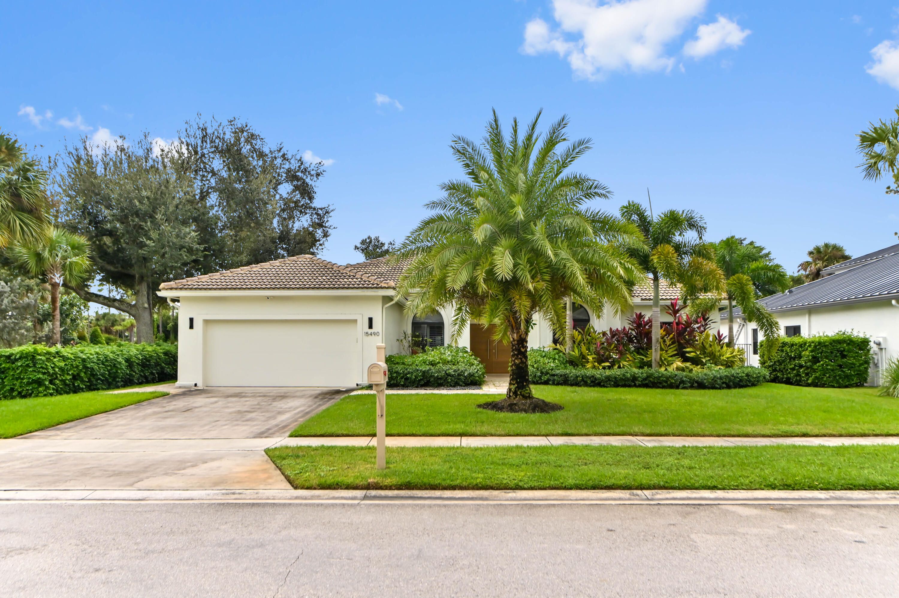 15490 Whispering Willow Drive Property Photo 1