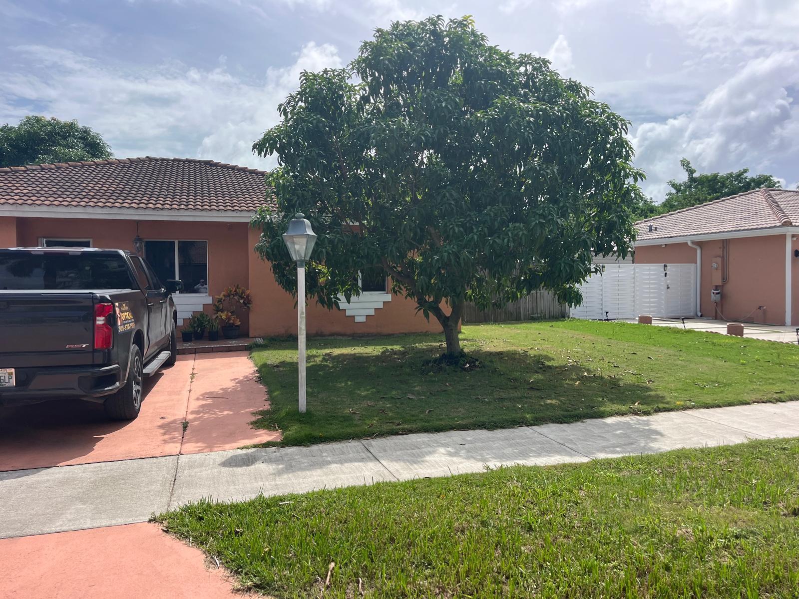 23700 Sw 115th Avenue Property Photo 2