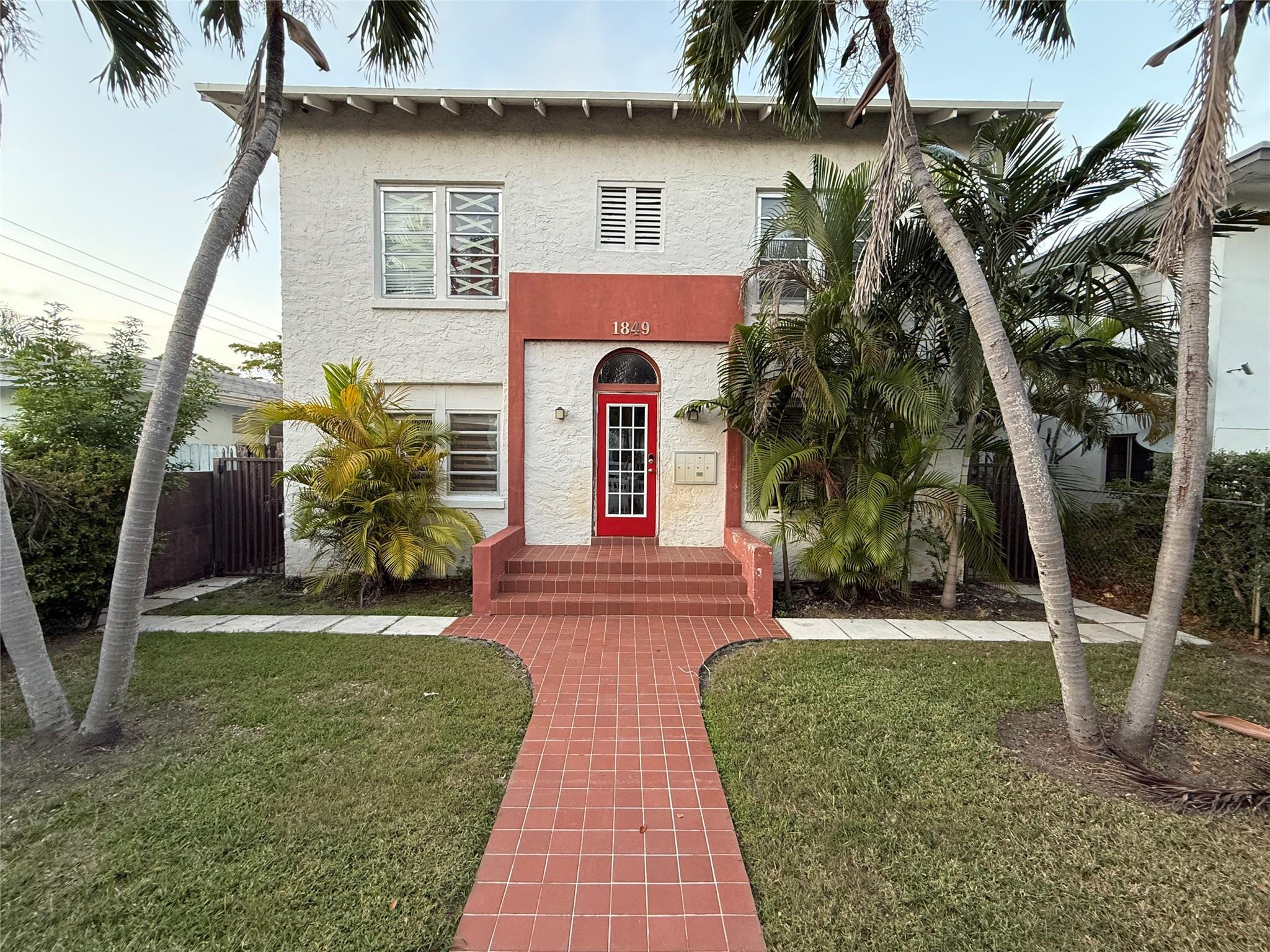 1849 Dewey Street 3 Property Photo 1
