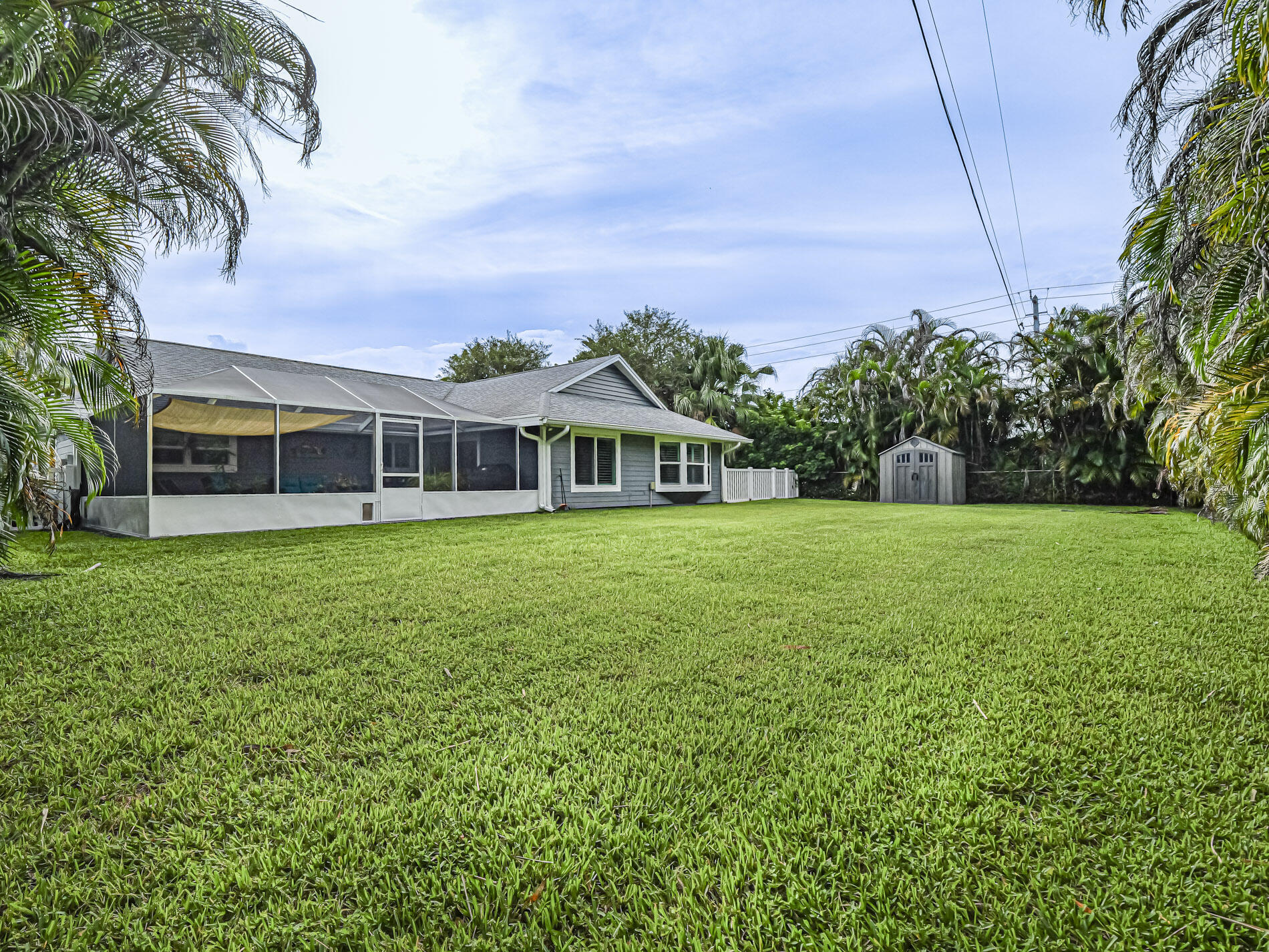 215 8th Terrace Property Photo 34