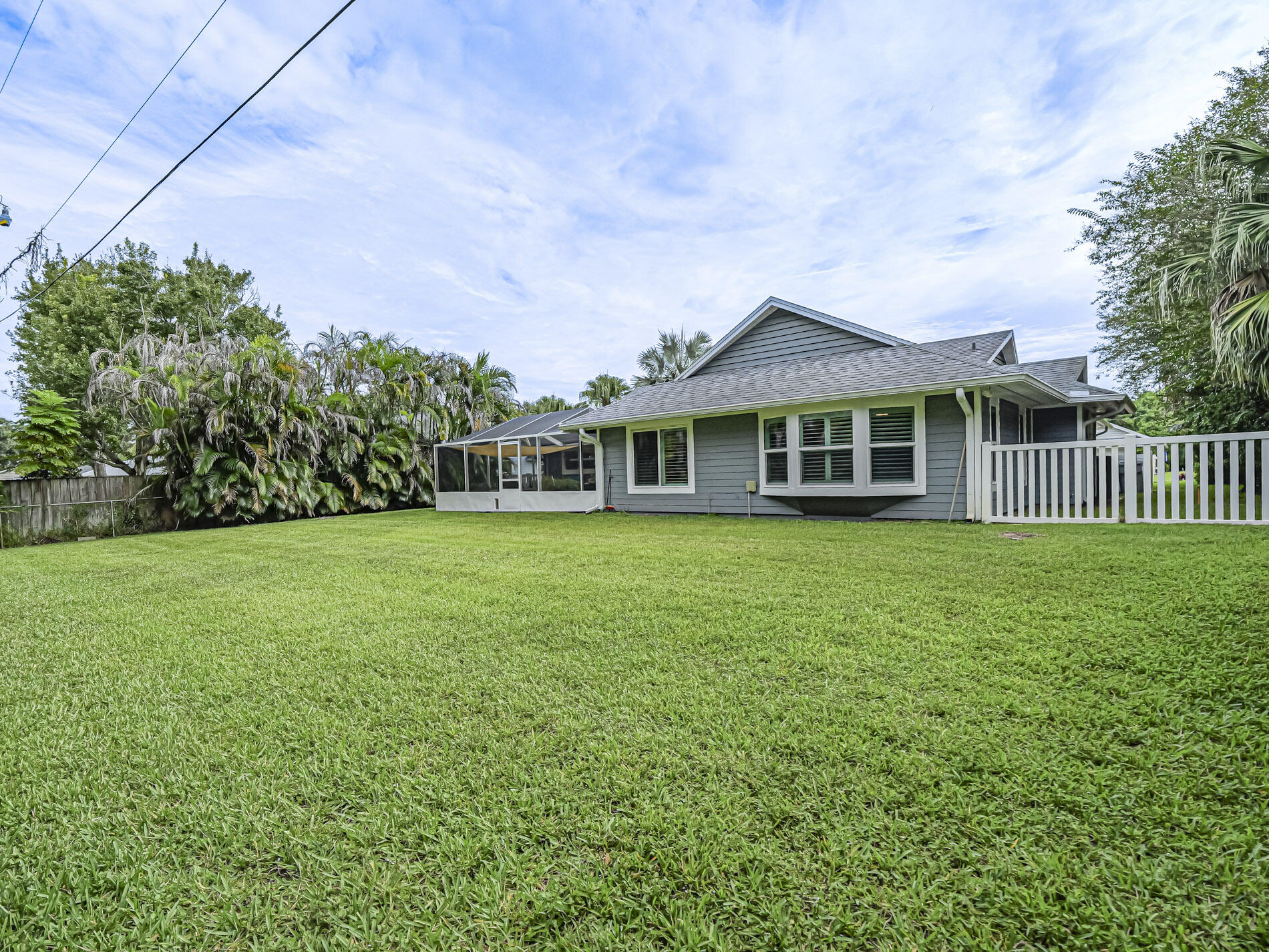 215 8th Terrace Property Photo 36