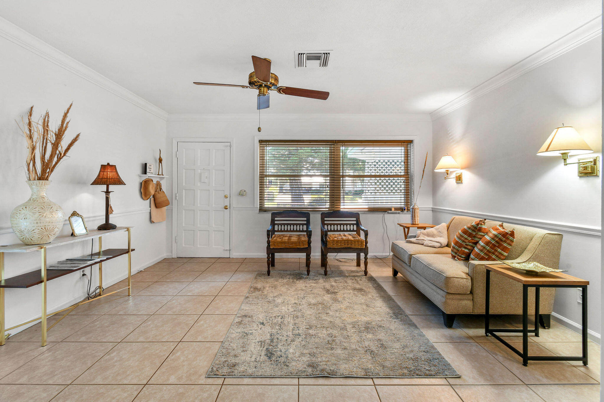 12229 Colony Avenue Property Photo 4