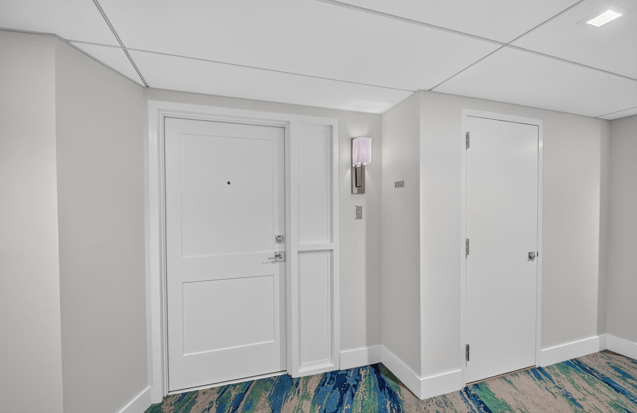 3400 N Ocean Drive 1808 Property Photo 4