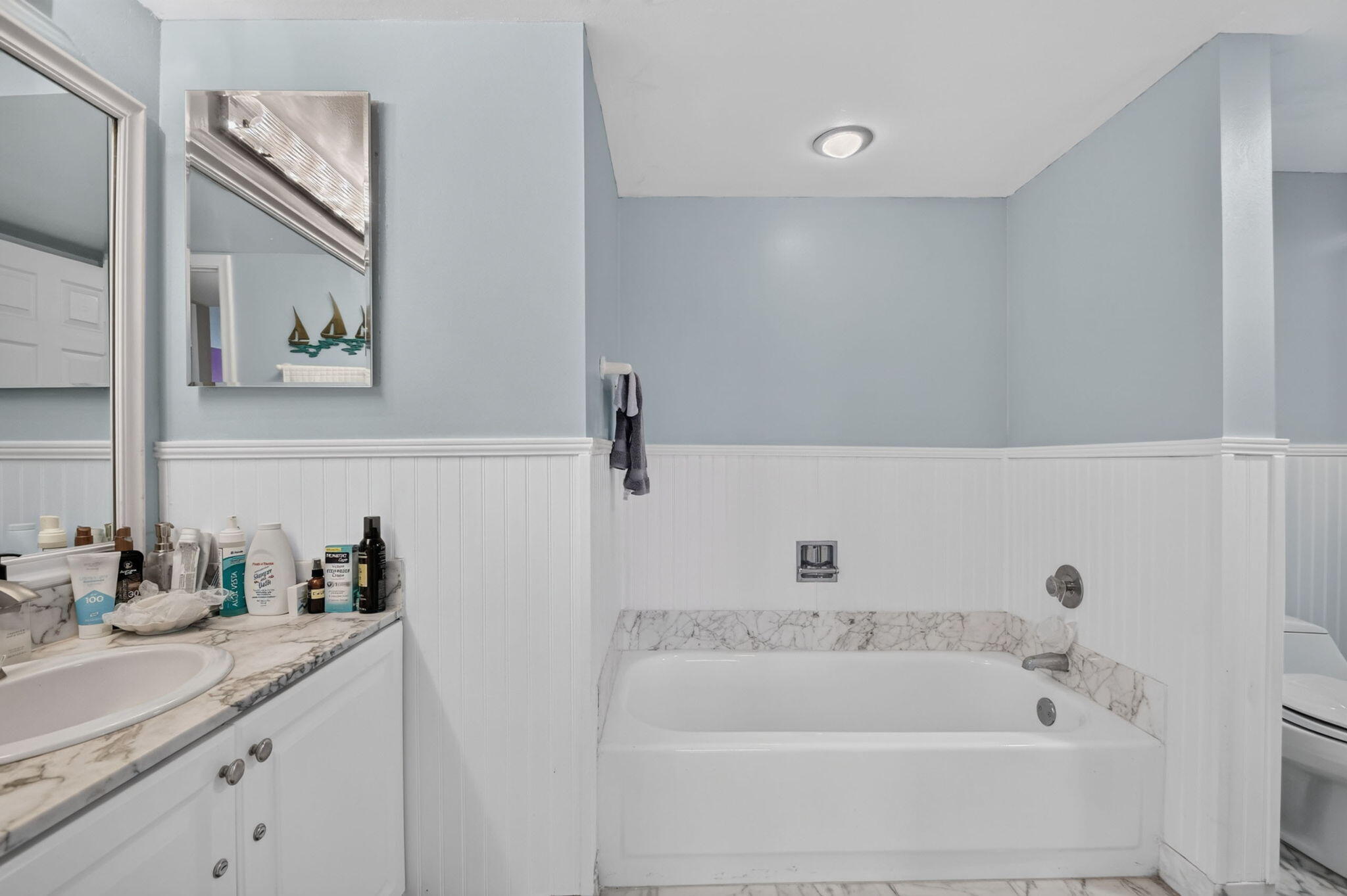 3400 N Ocean Drive 1808 Property Photo 18