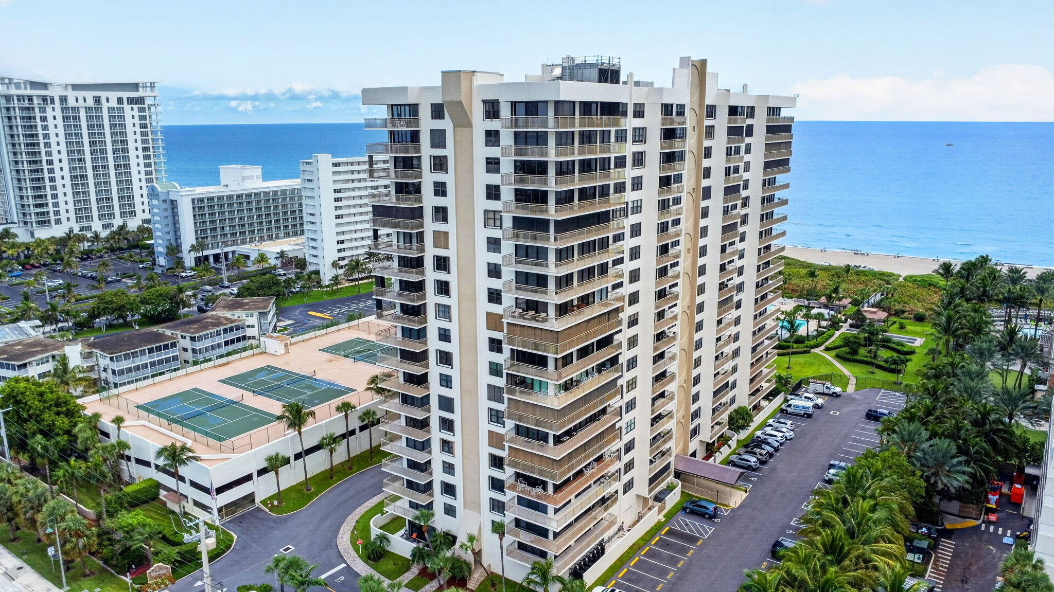 3400 N Ocean Drive 1808 Property Photo 55