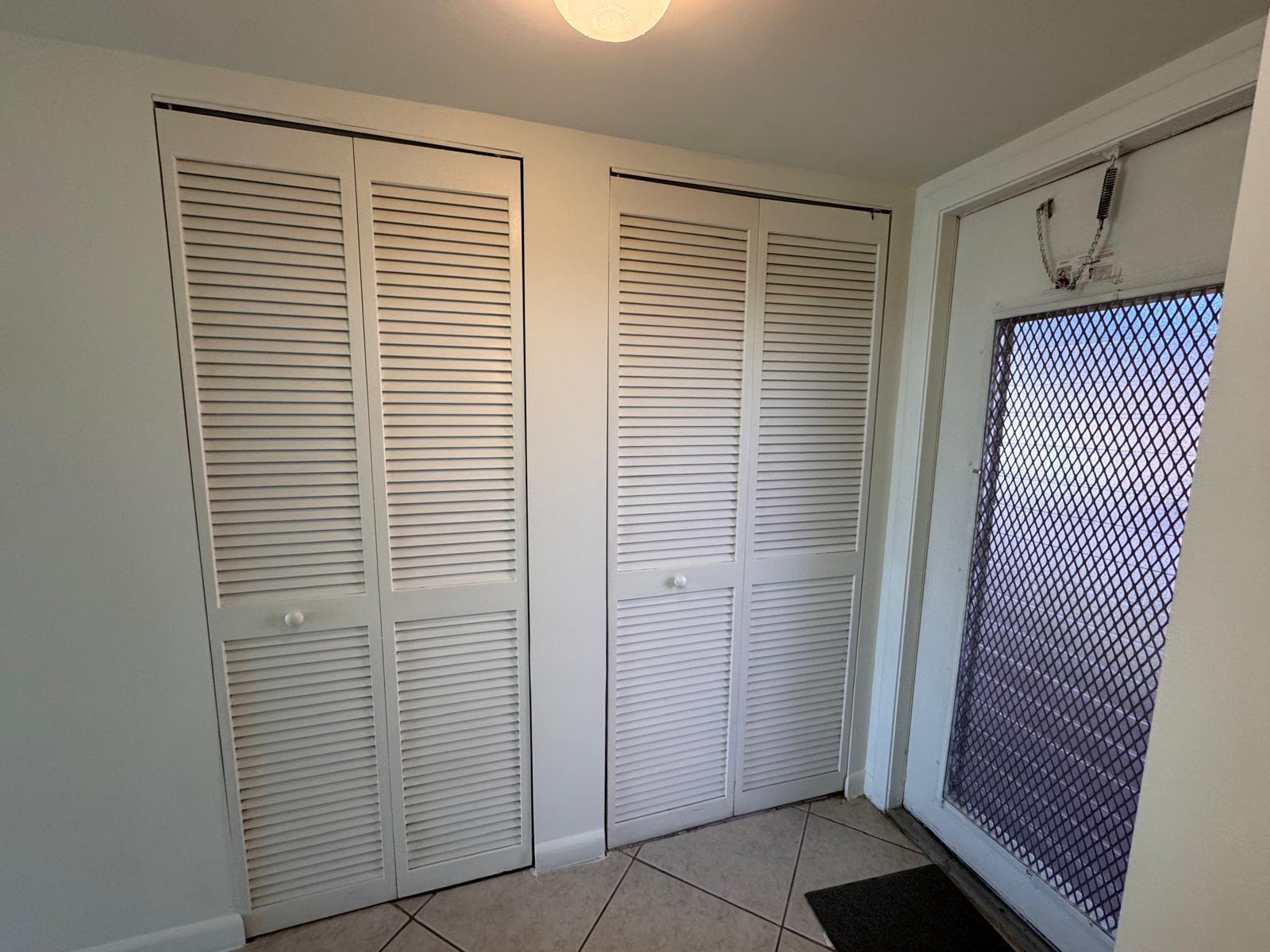 9660 Sunrise Lakes Boulevard 202 Property Photo 5