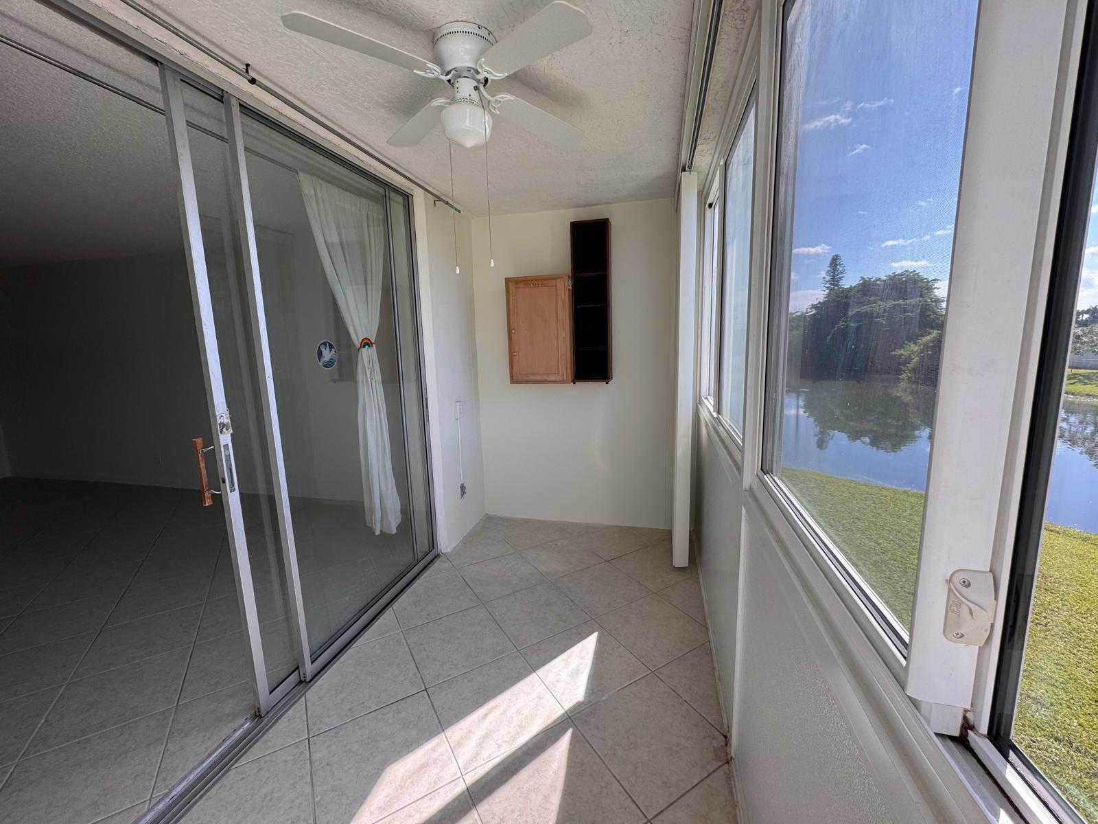 9660 Sunrise Lakes Boulevard 202 Property Photo 10
