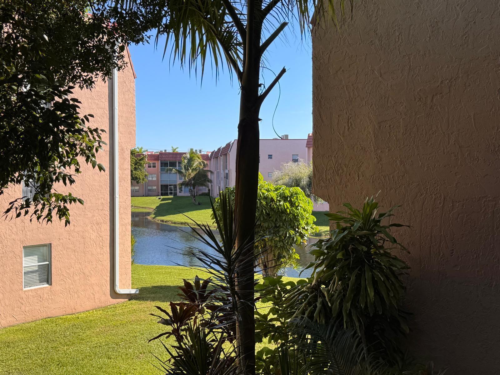 9660 Sunrise Lakes Boulevard 202 Property Photo 31