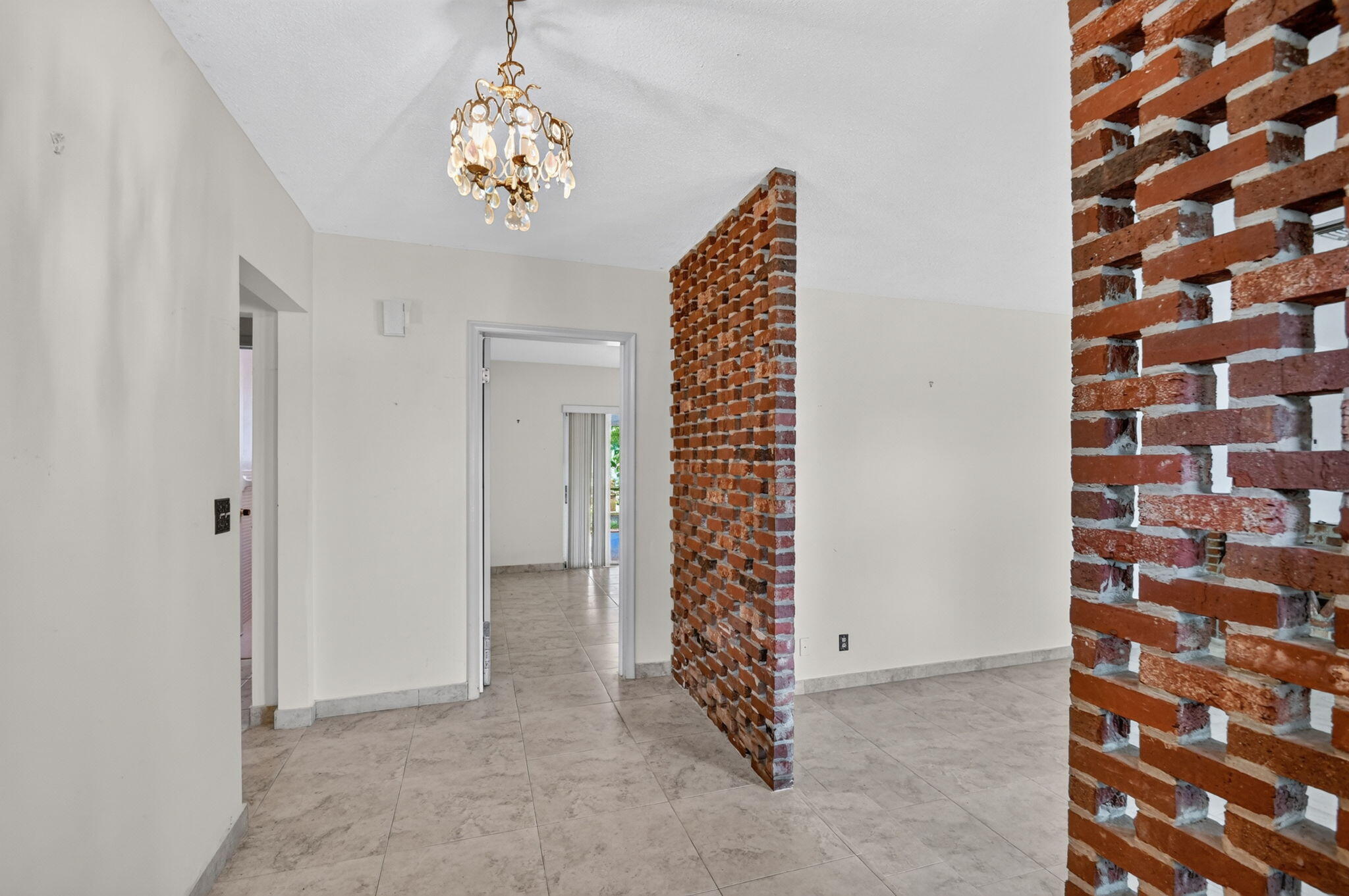 8 Bell Lane Property Photo 5