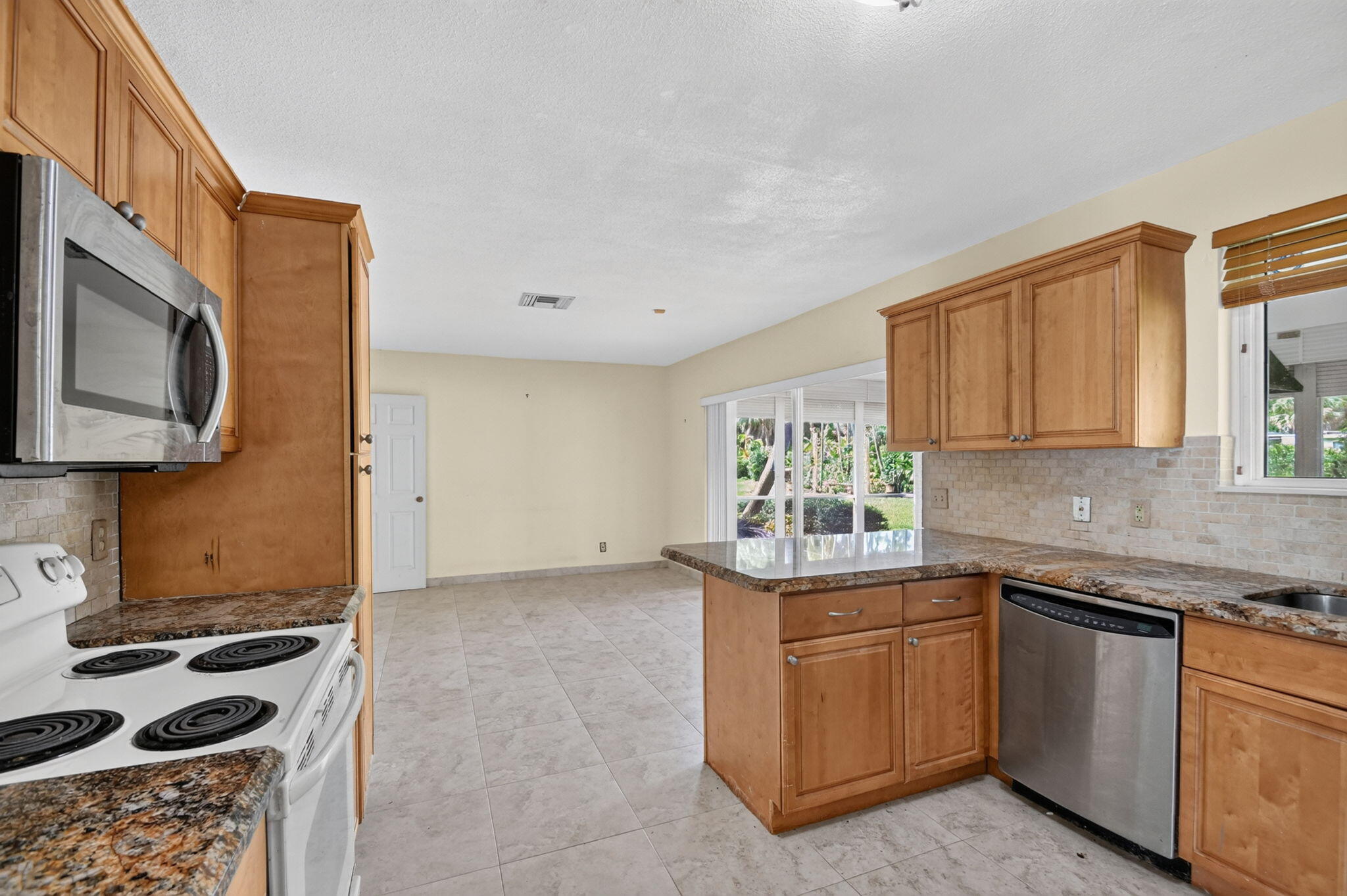8 Bell Lane Property Photo 21